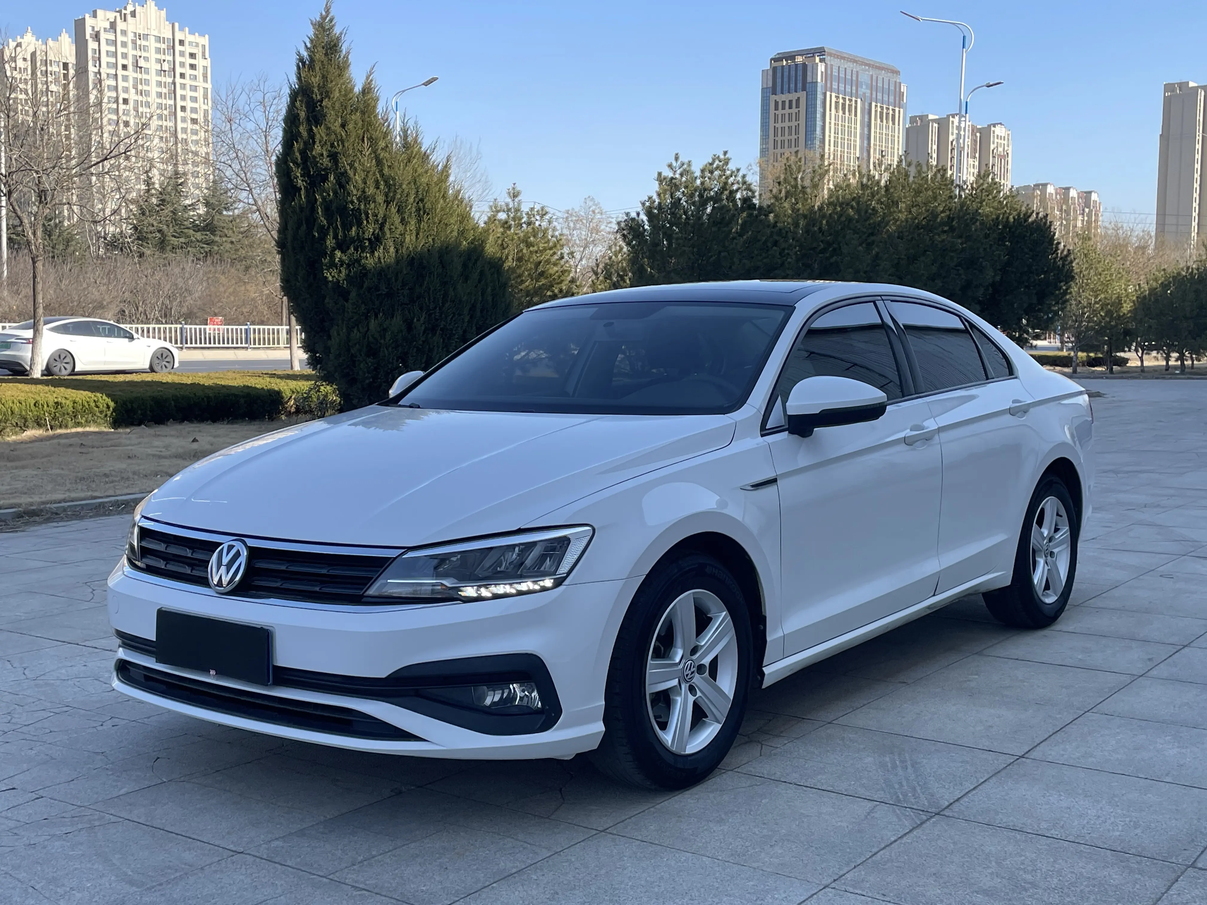 Volkswagen Lamando (Lingdu)  из Китая