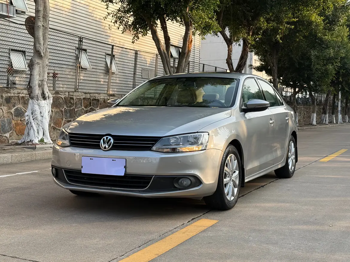 Volkswagen Sagitar  из Китая