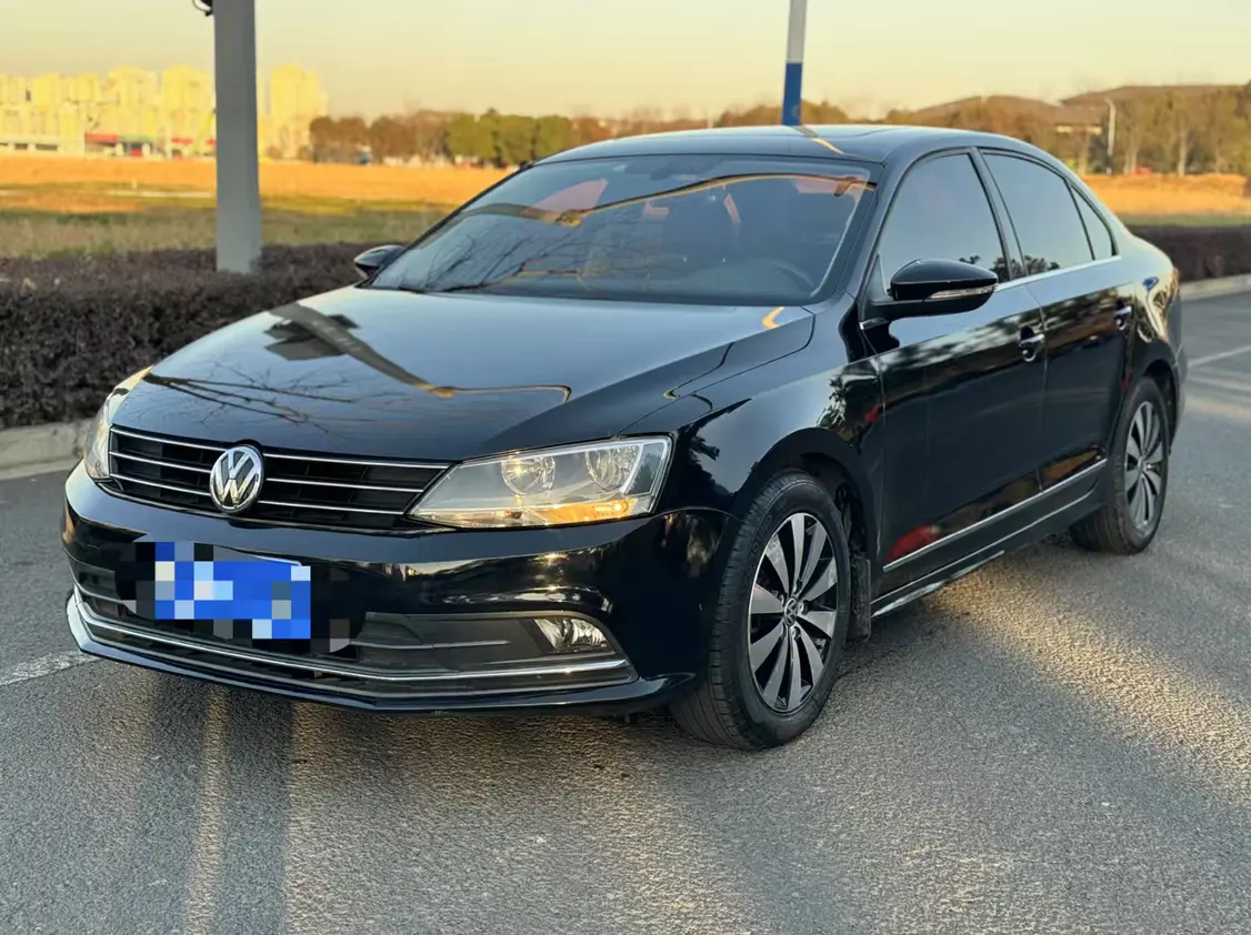 Volkswagen Sagitar  из Китая