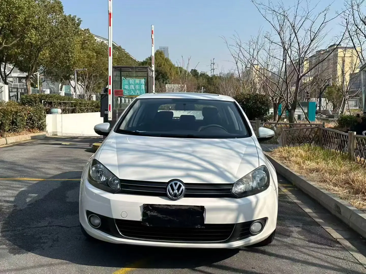 Volkswagen Golf  из Китая