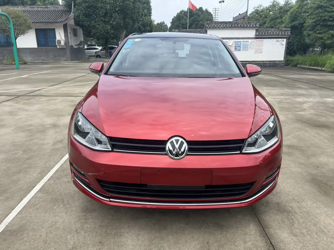 Volkswagen Golf  из Китая