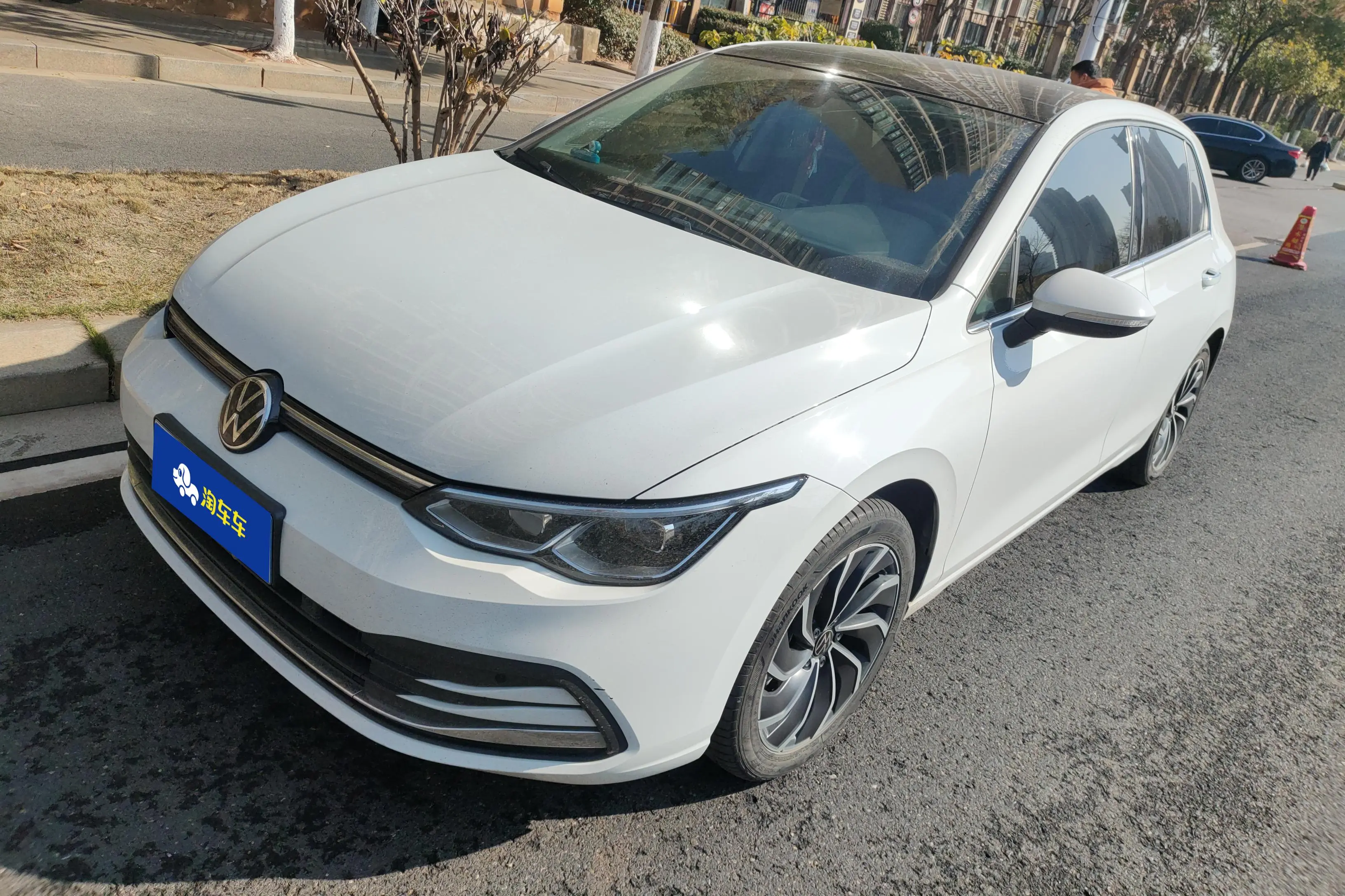 Volkswagen Golf  из Китая