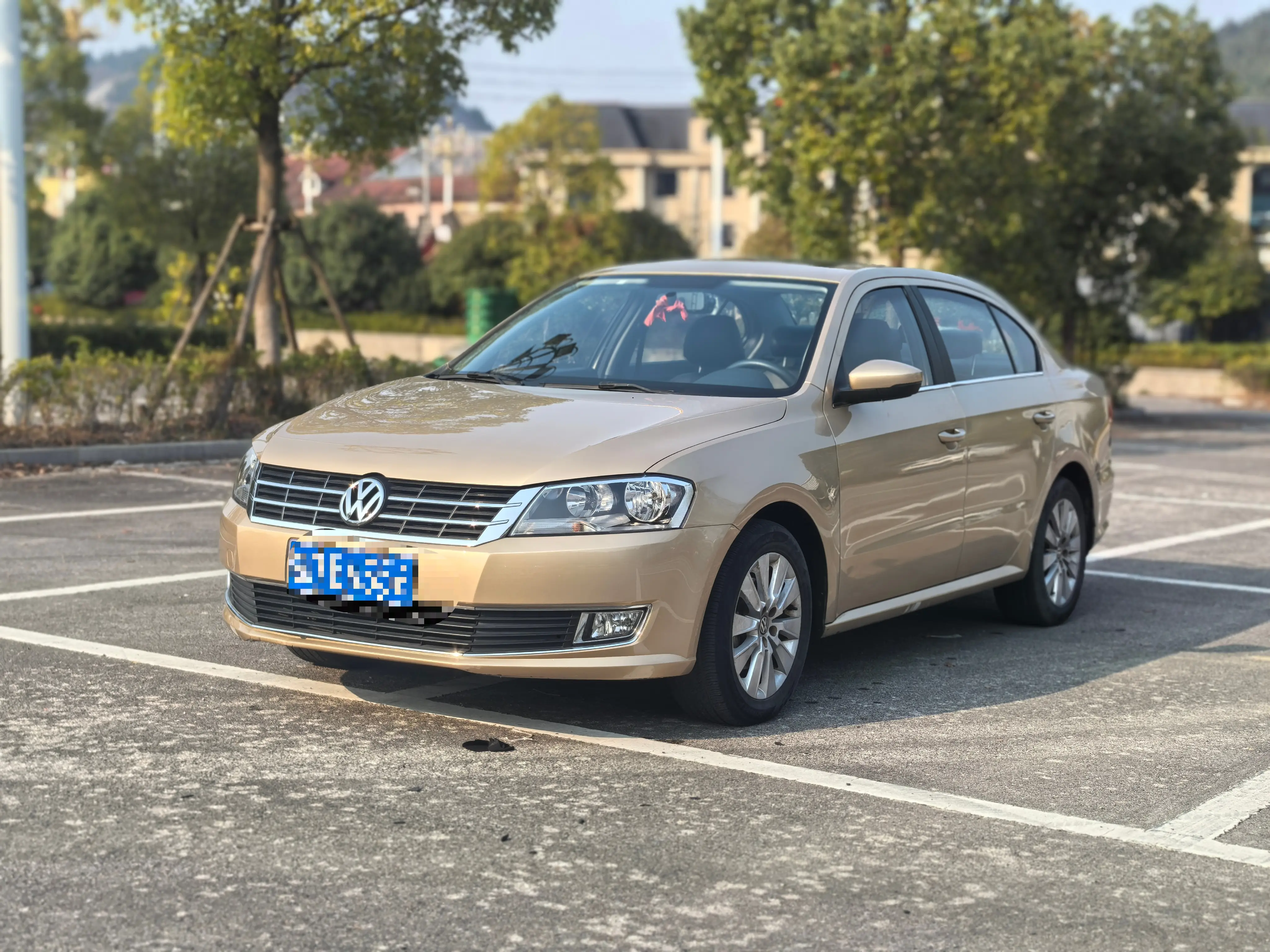 Volkswagen Lavida  из Китая