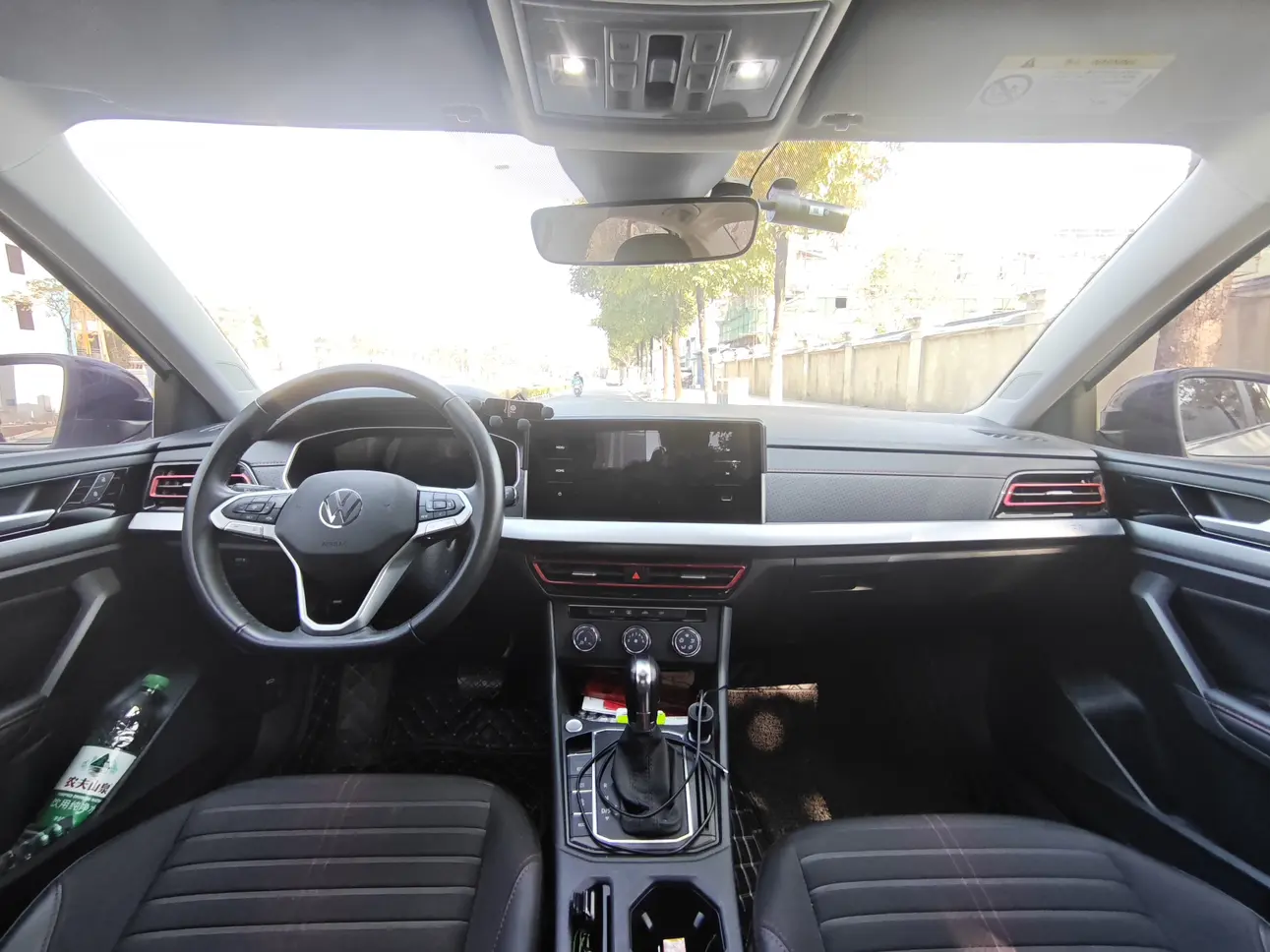 Volkswagen Lavida  из Китая