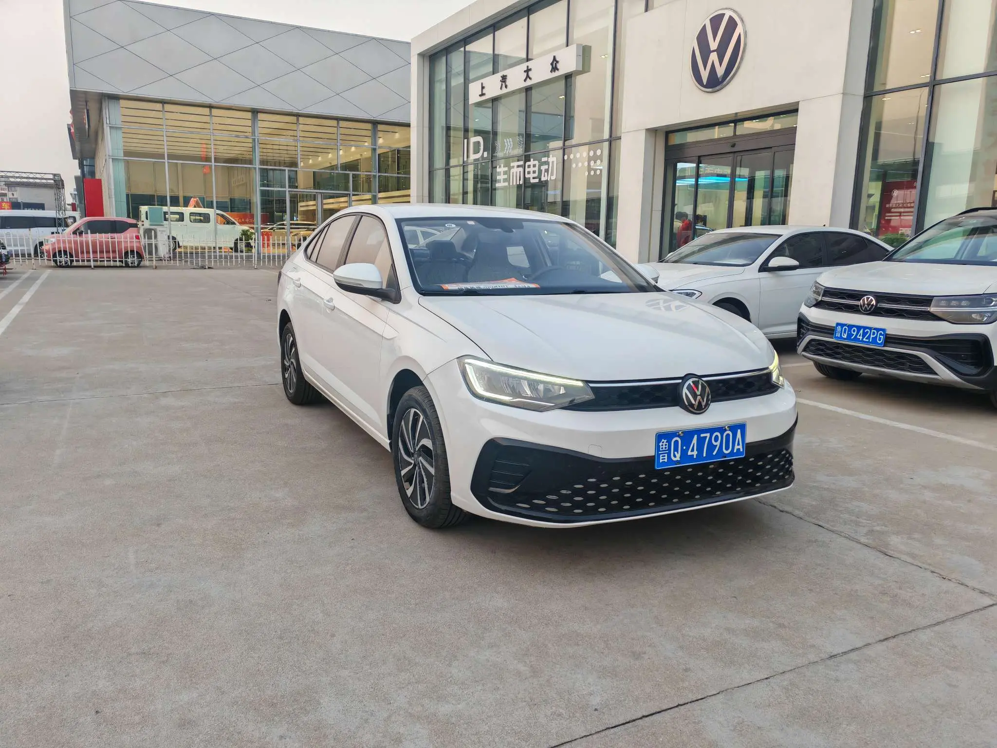 Volkswagen Lavida  из Китая
