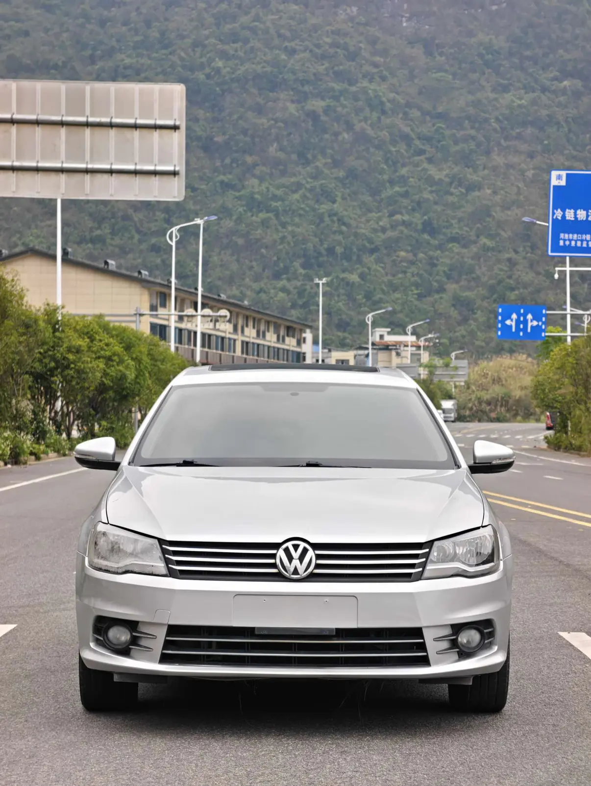 Volkswagen Bora  из Китая