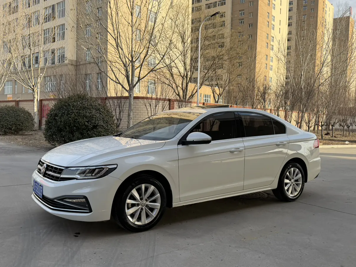 Volkswagen Bora  из Китая