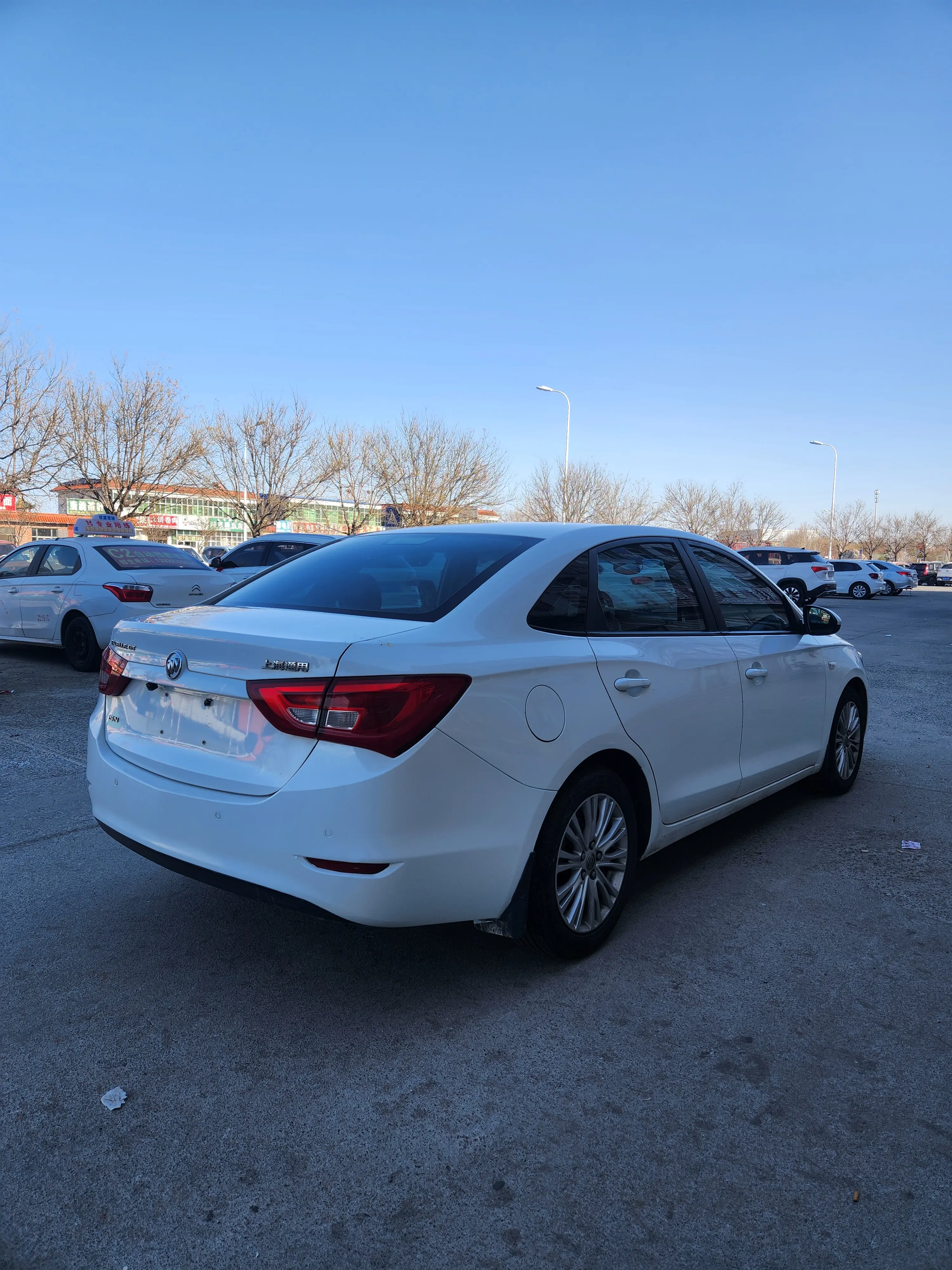 Buick Yinglang  из Китая