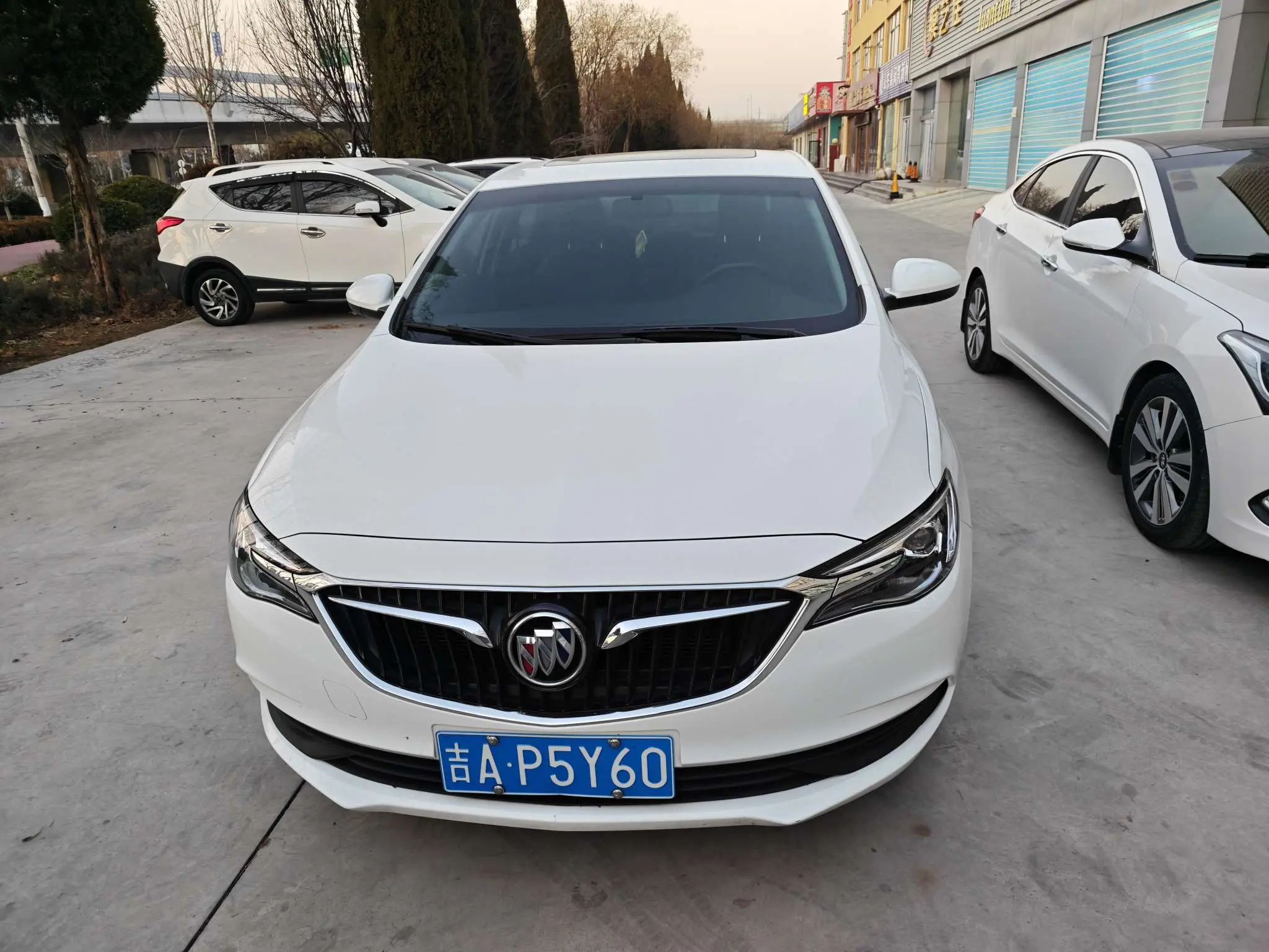 Buick Yinglang  из Китая