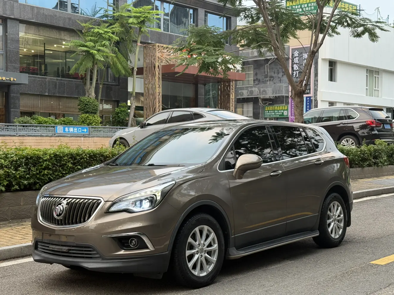 Buick Envision  из Китая