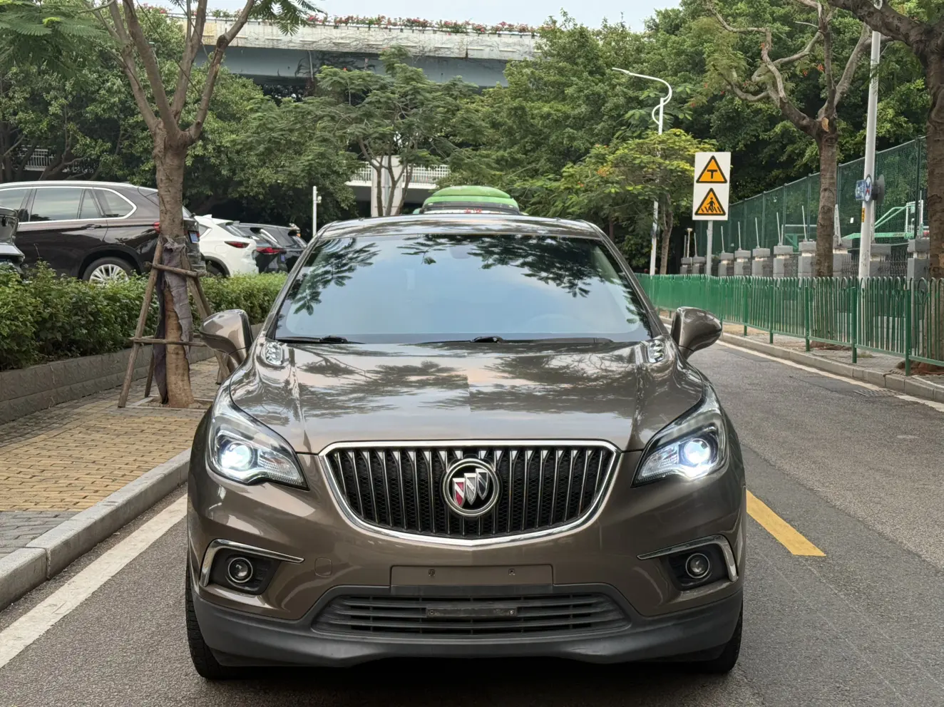 Buick Envision  из Китая