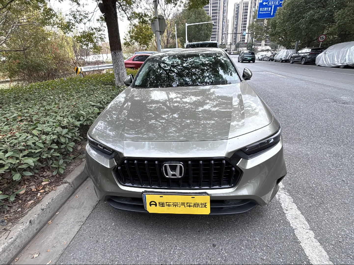 Honda Inspire (Yingshipai)  из Китая