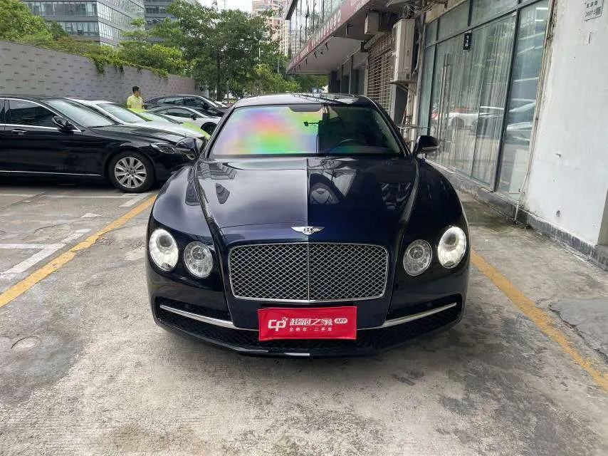 Bentley Galloping  из Китая