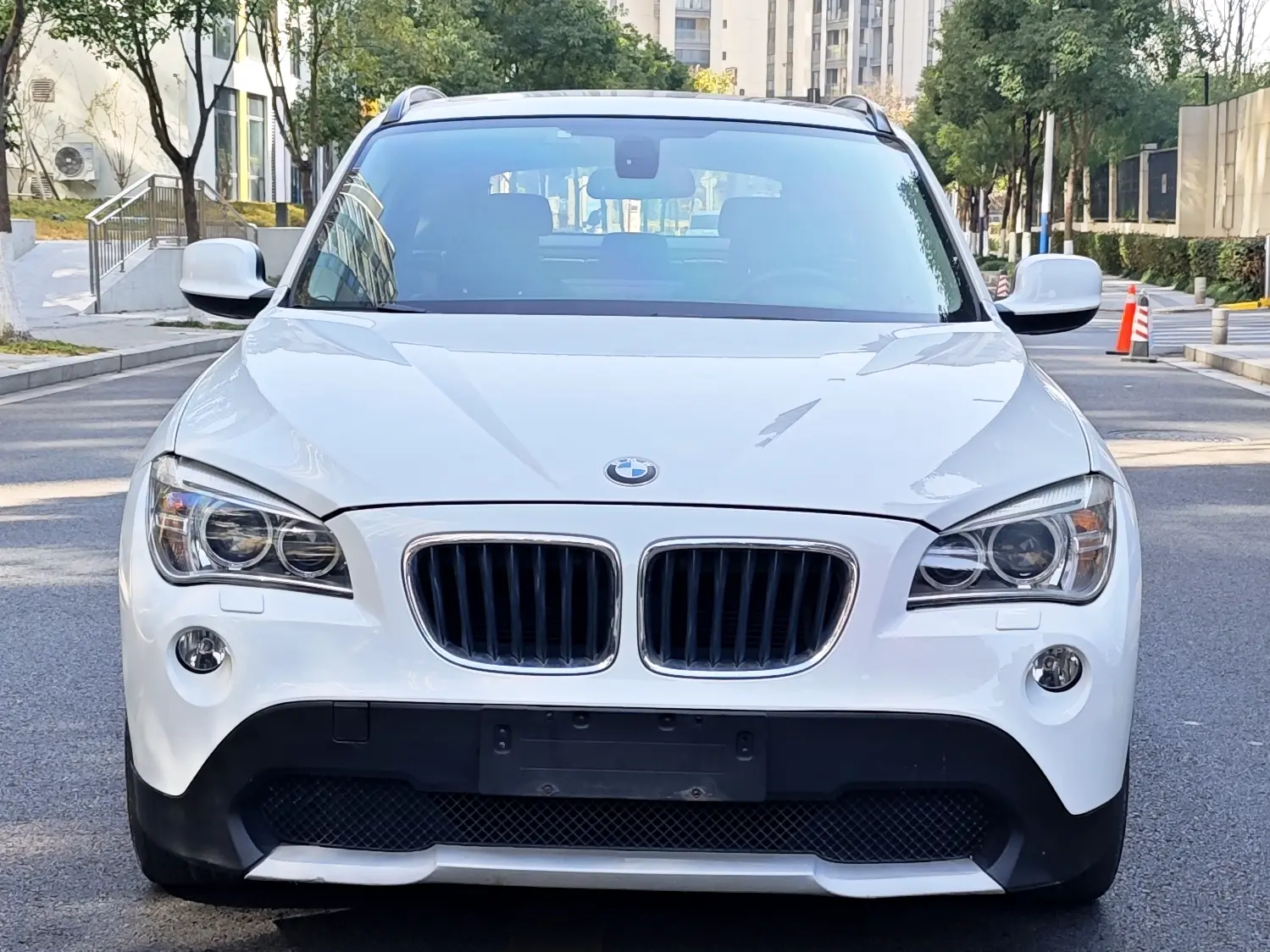 BMW X1  из Китая