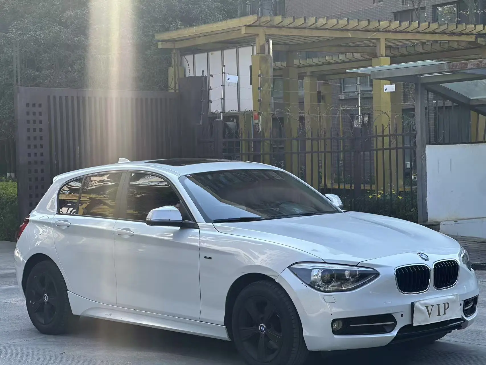 BMW 1 Series  из Китая