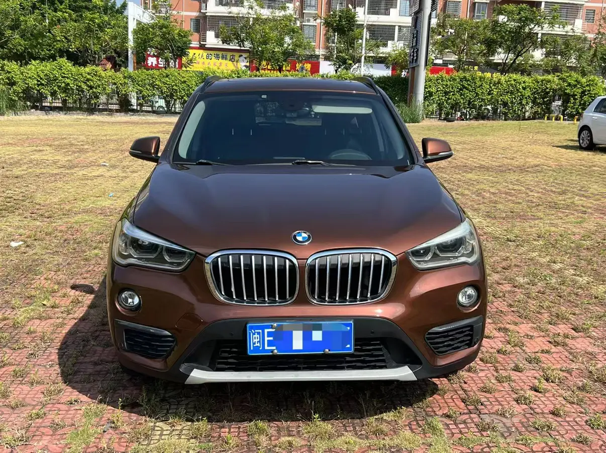 BMW X1  из Китая