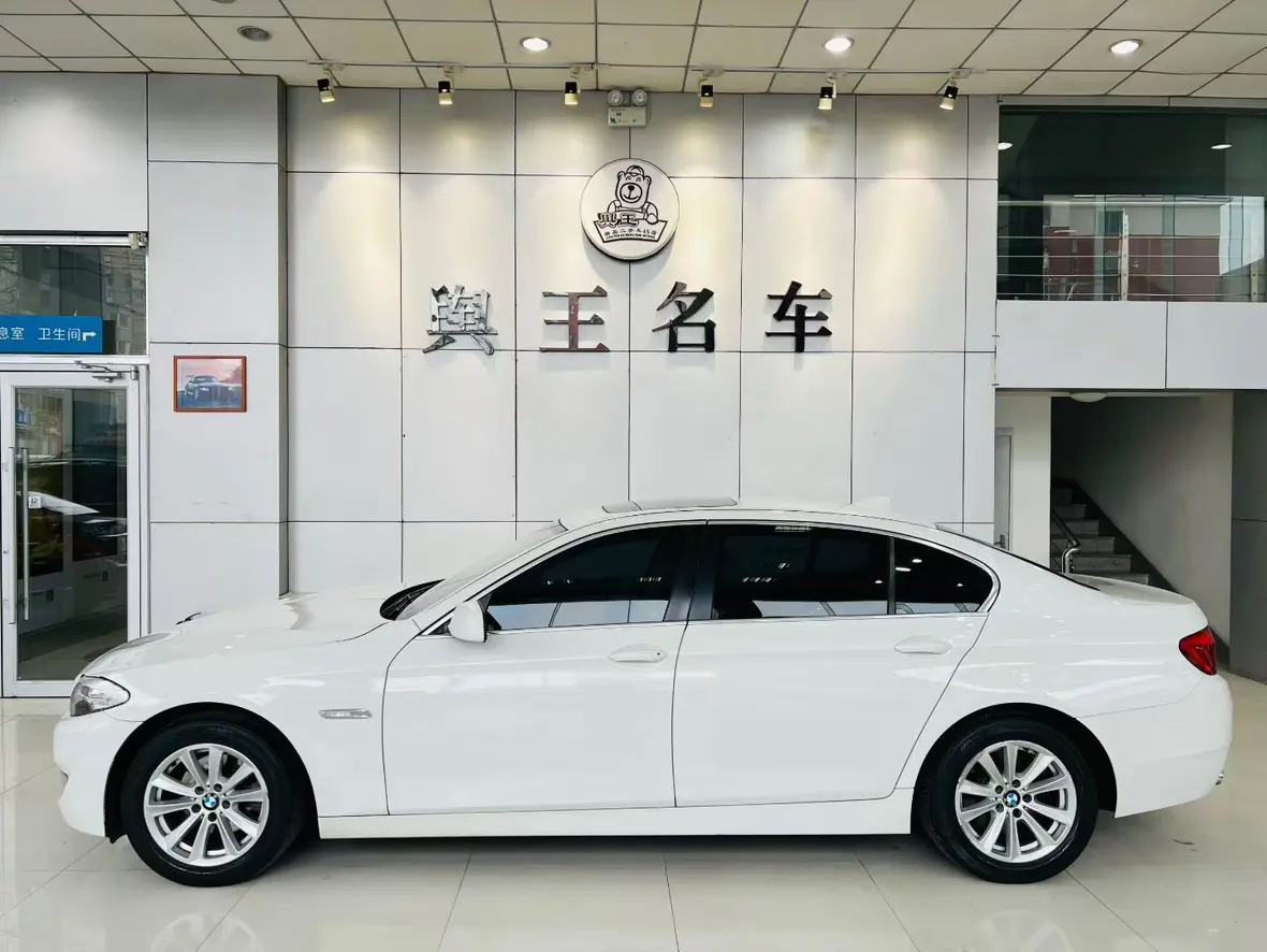 BMW 5 Series  из Китая
