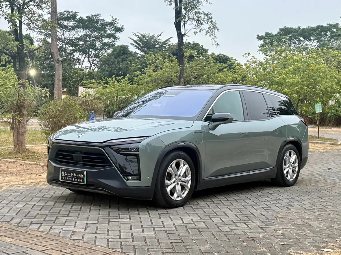 NIO ES8  из Китая