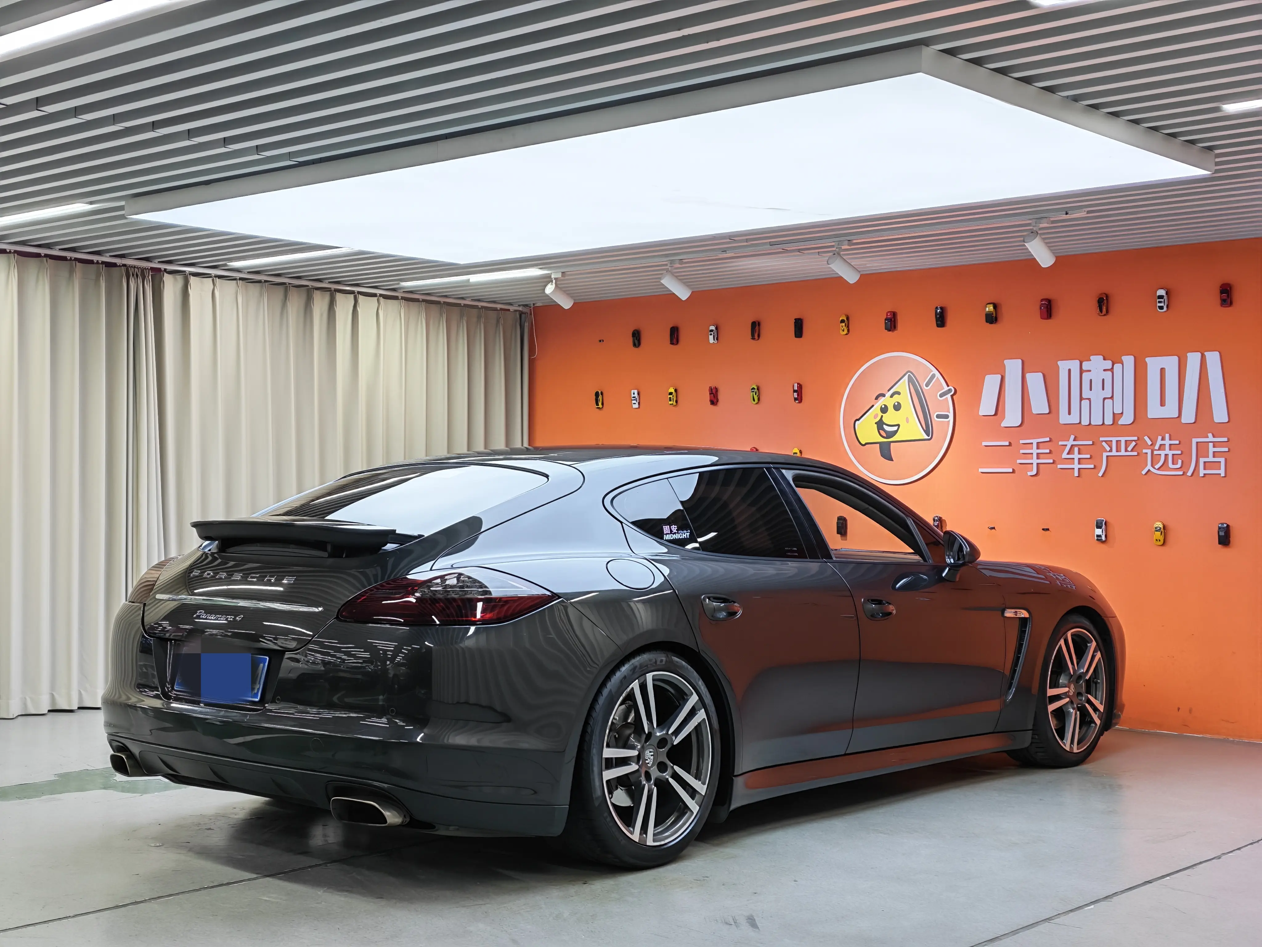 Porsche Panamera  из Китая