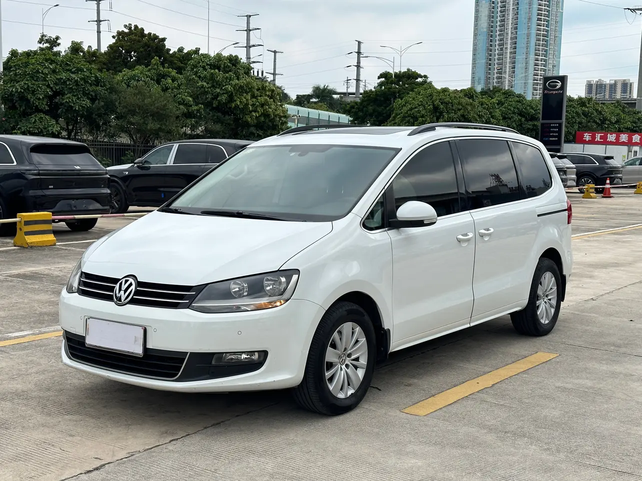 Volkswagen Sharon  из Китая