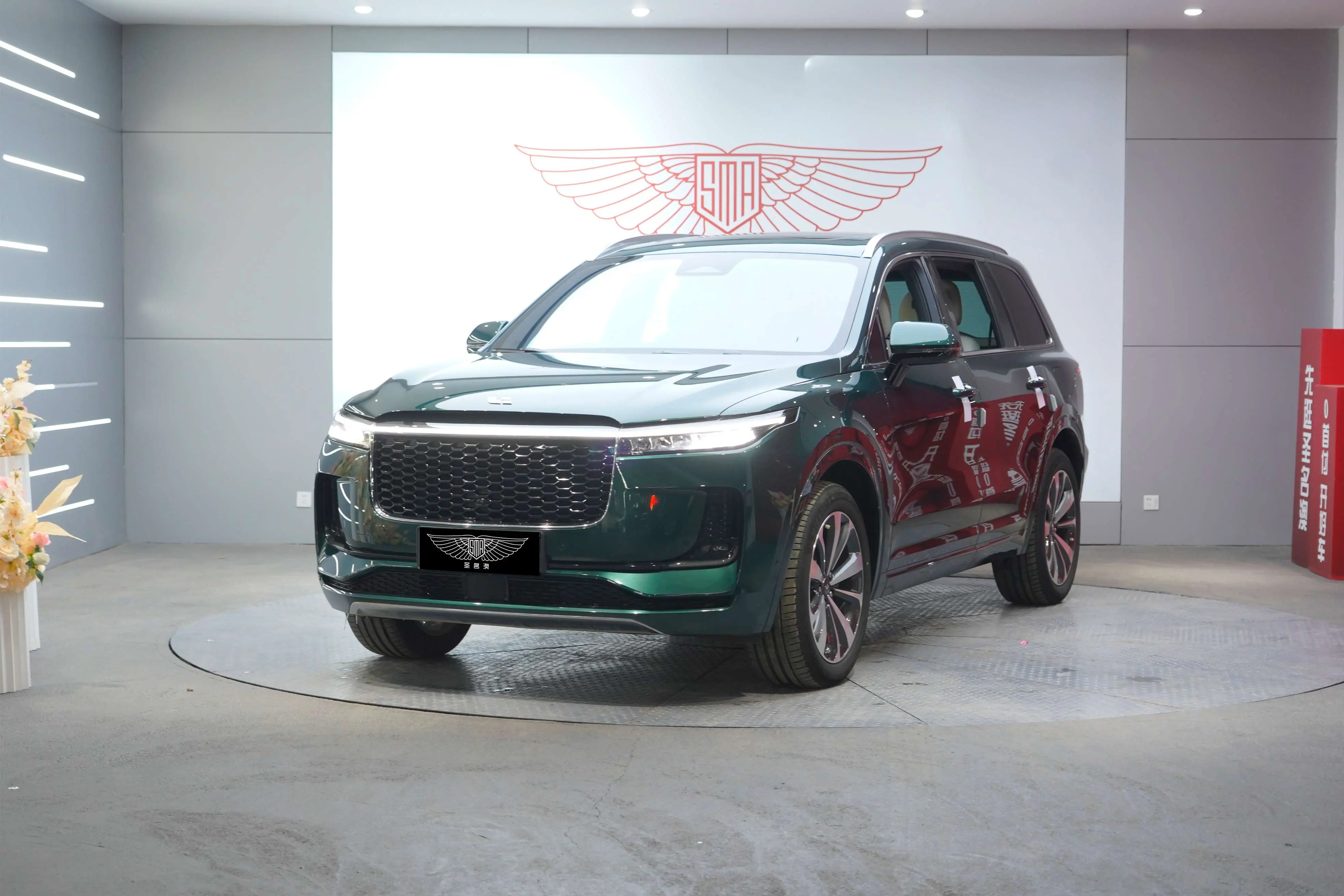 Li ONE (Ideal ONE)  из Китая