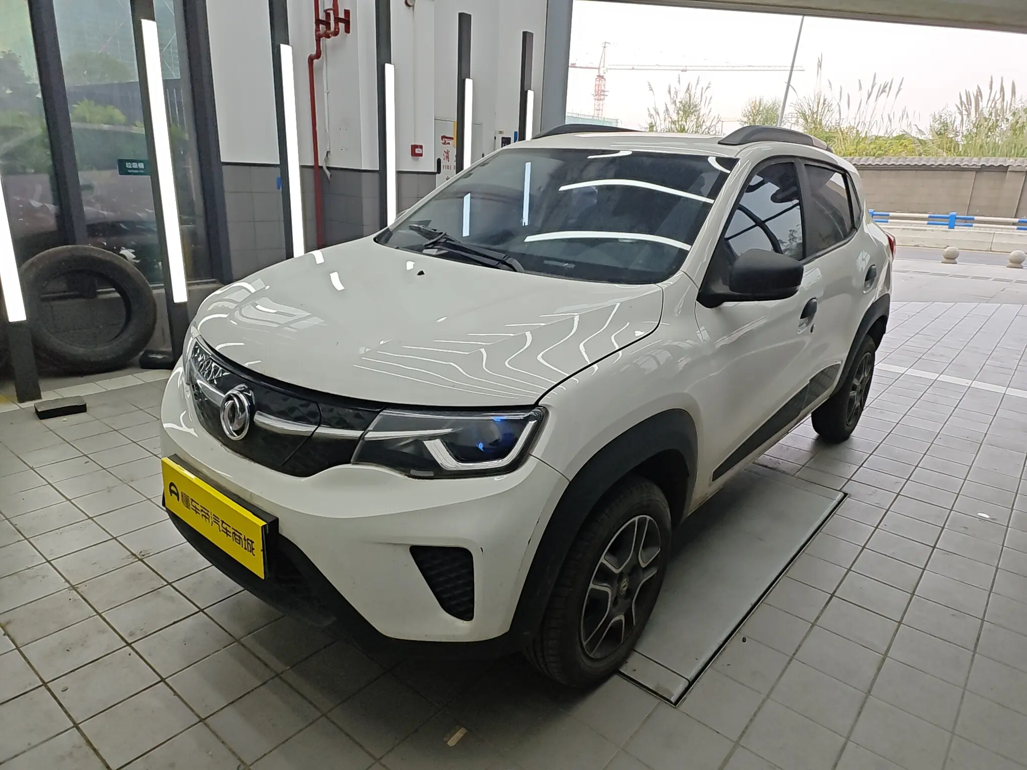 Dongfeng Nano EX1  из Китая