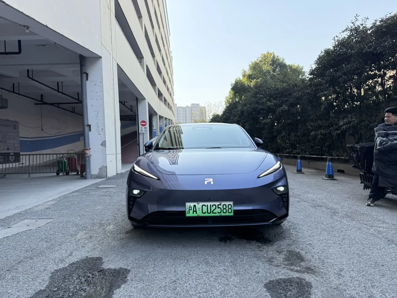 Rising Auto Feifan F7  из Китая