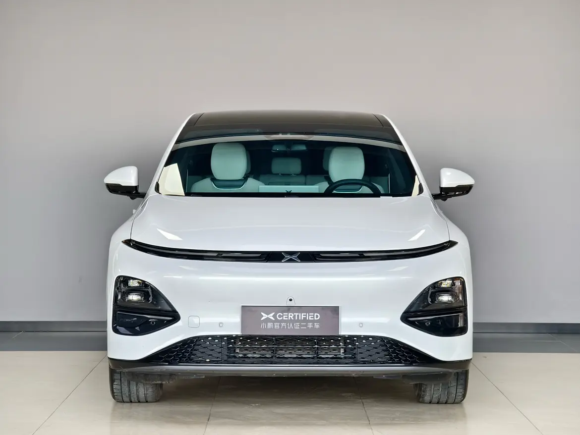 Xpeng G6  из Китая