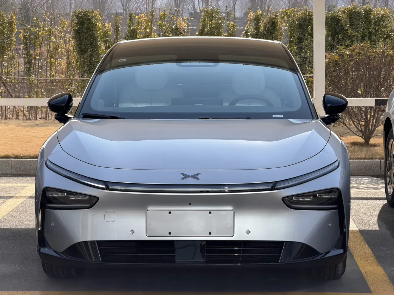 Xpeng P7+  из Китая