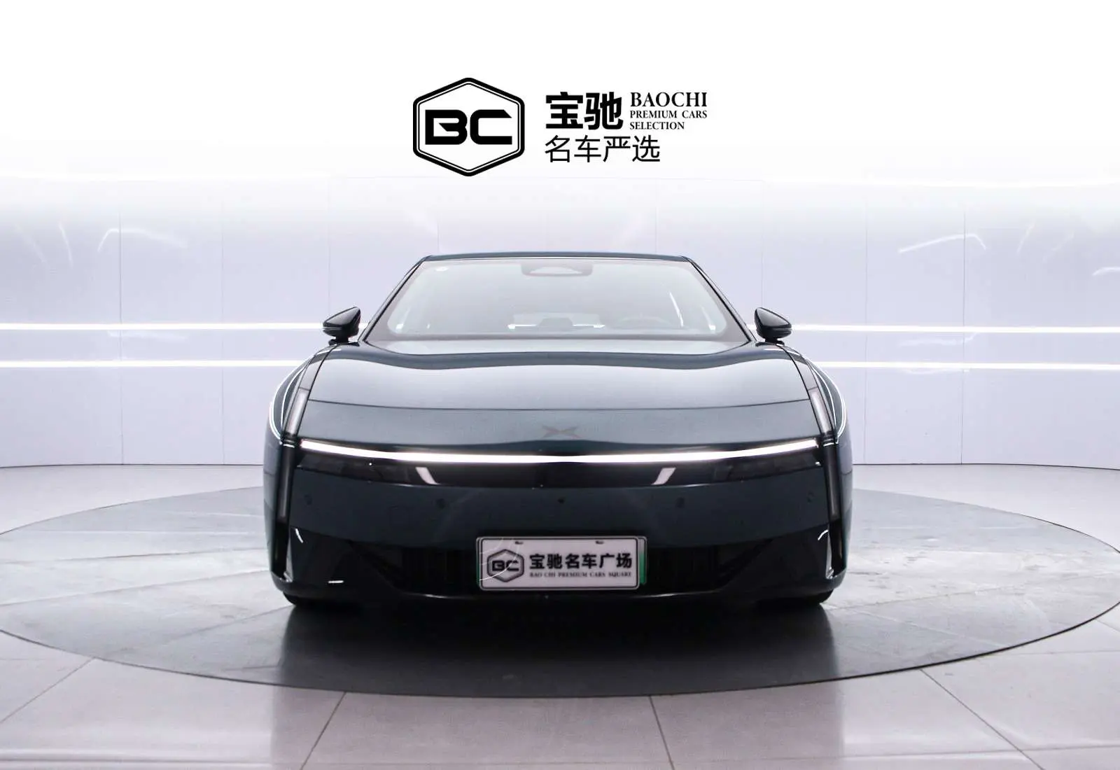 Xpeng P7  из Китая