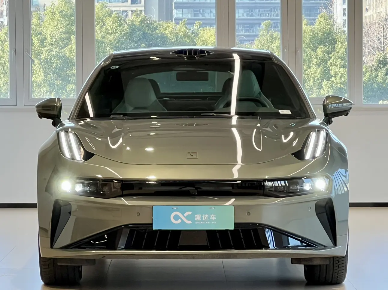 ZEEKR 001  из Китая