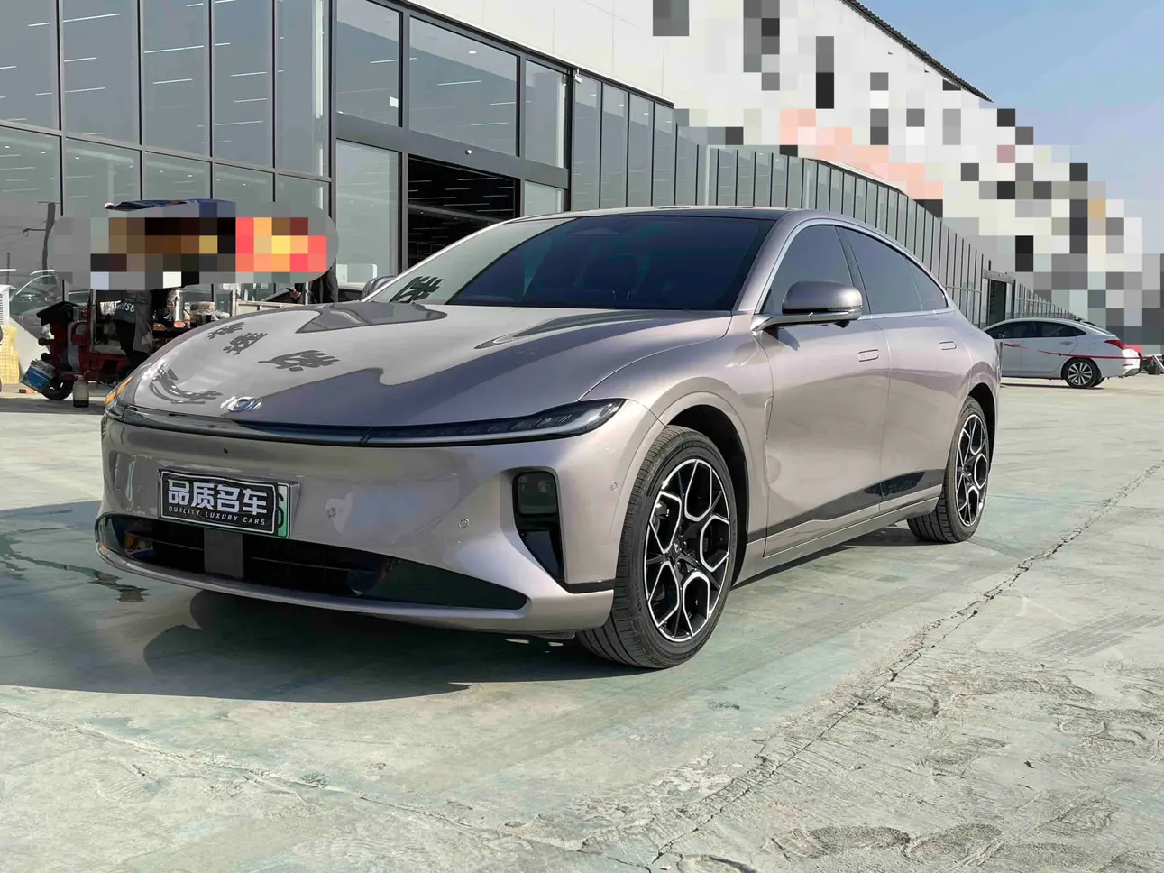 Changan Qiyuan A07  из Китая