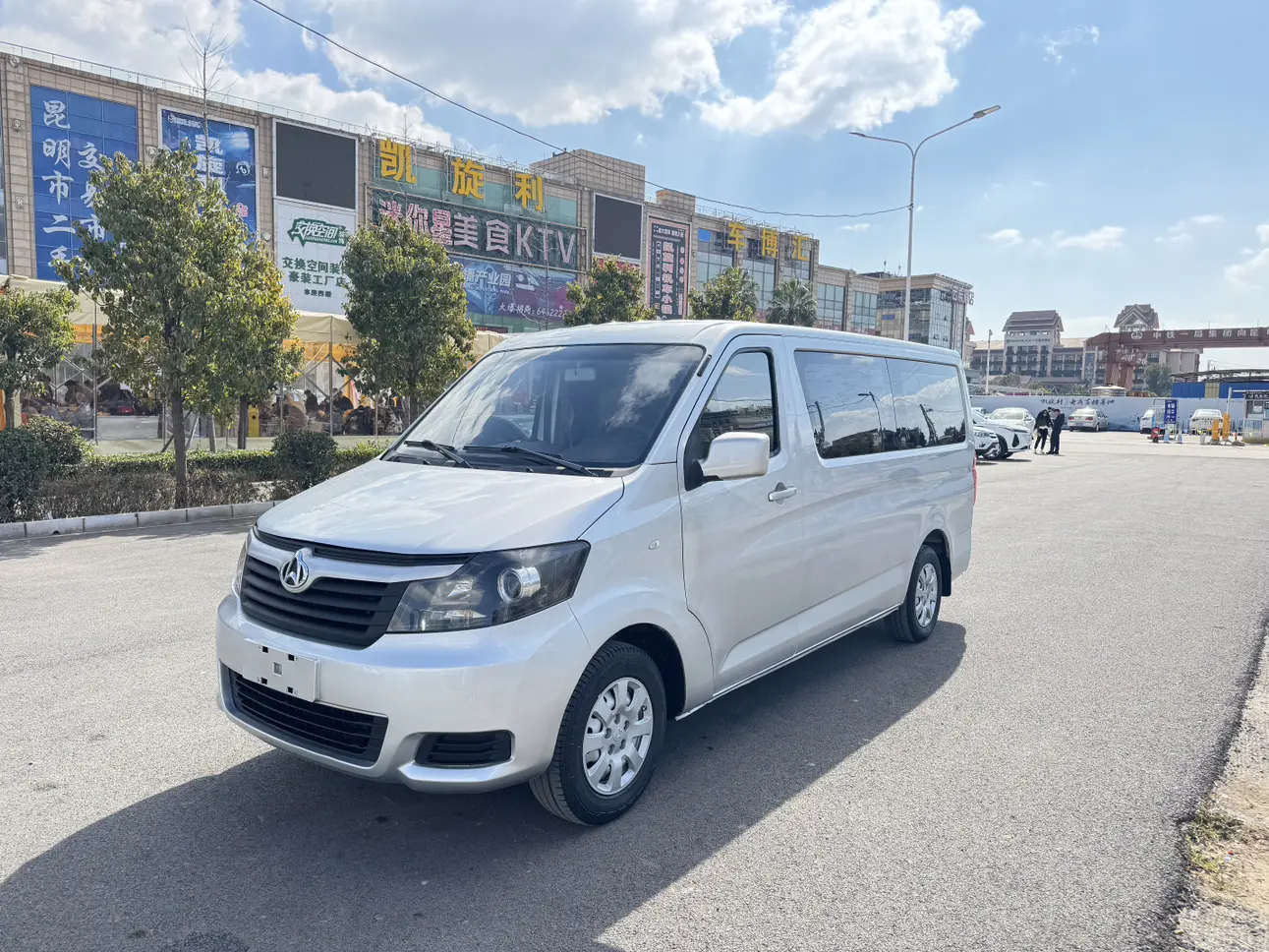Changan Kaicene Ruixing M90  из Китая