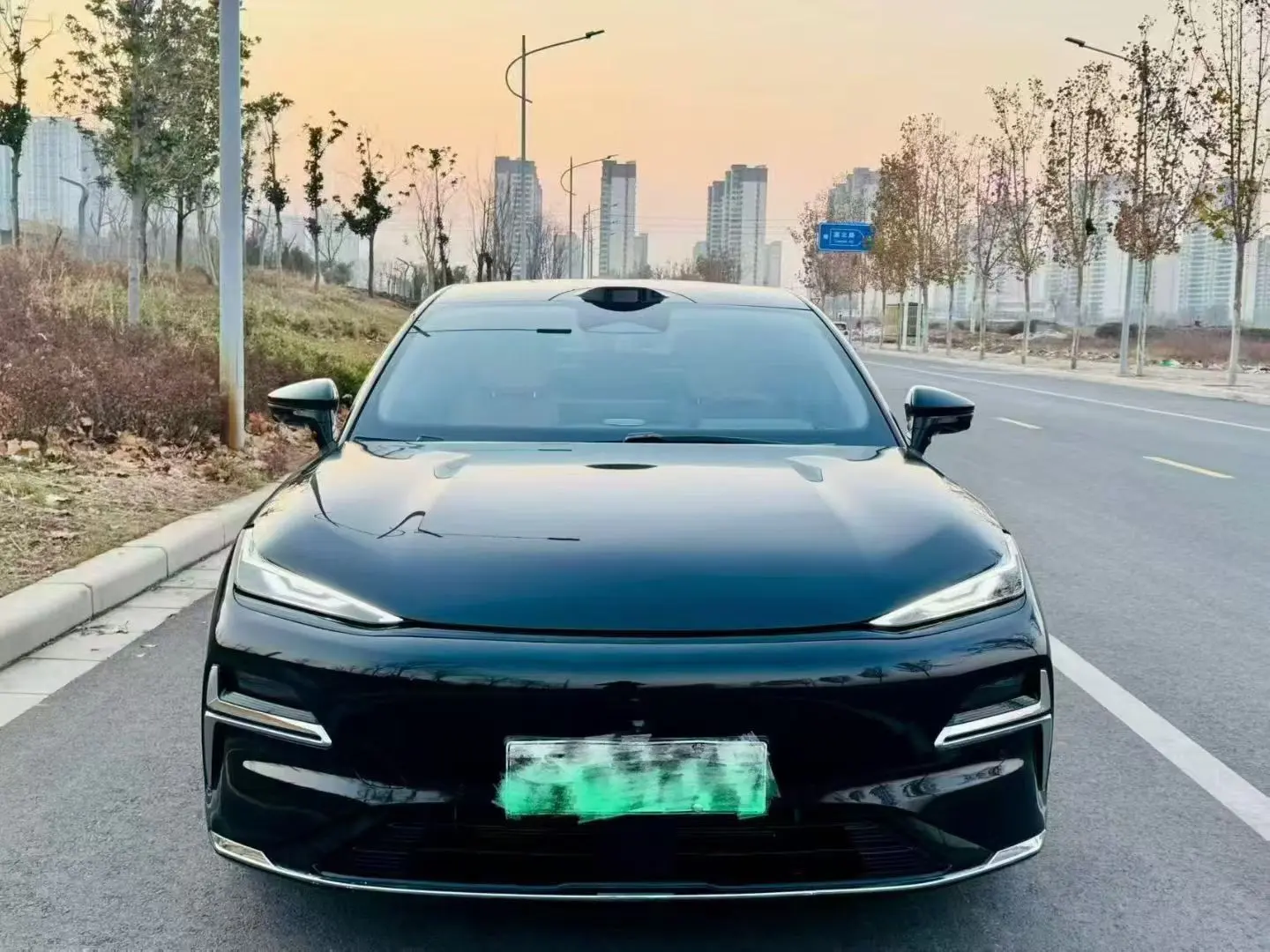 Geely Galaxy Star 8 PHEV  из Китая