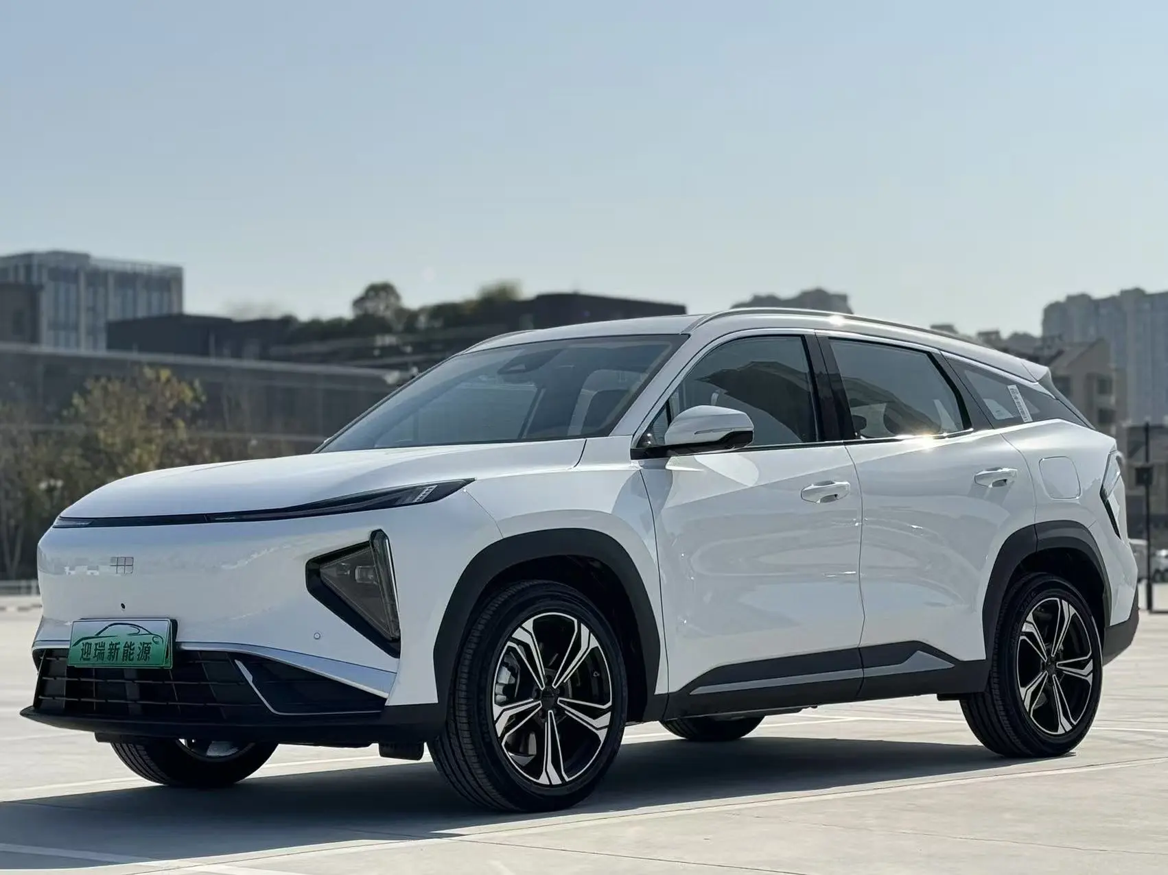 Geely Galaxy L7  из Китая