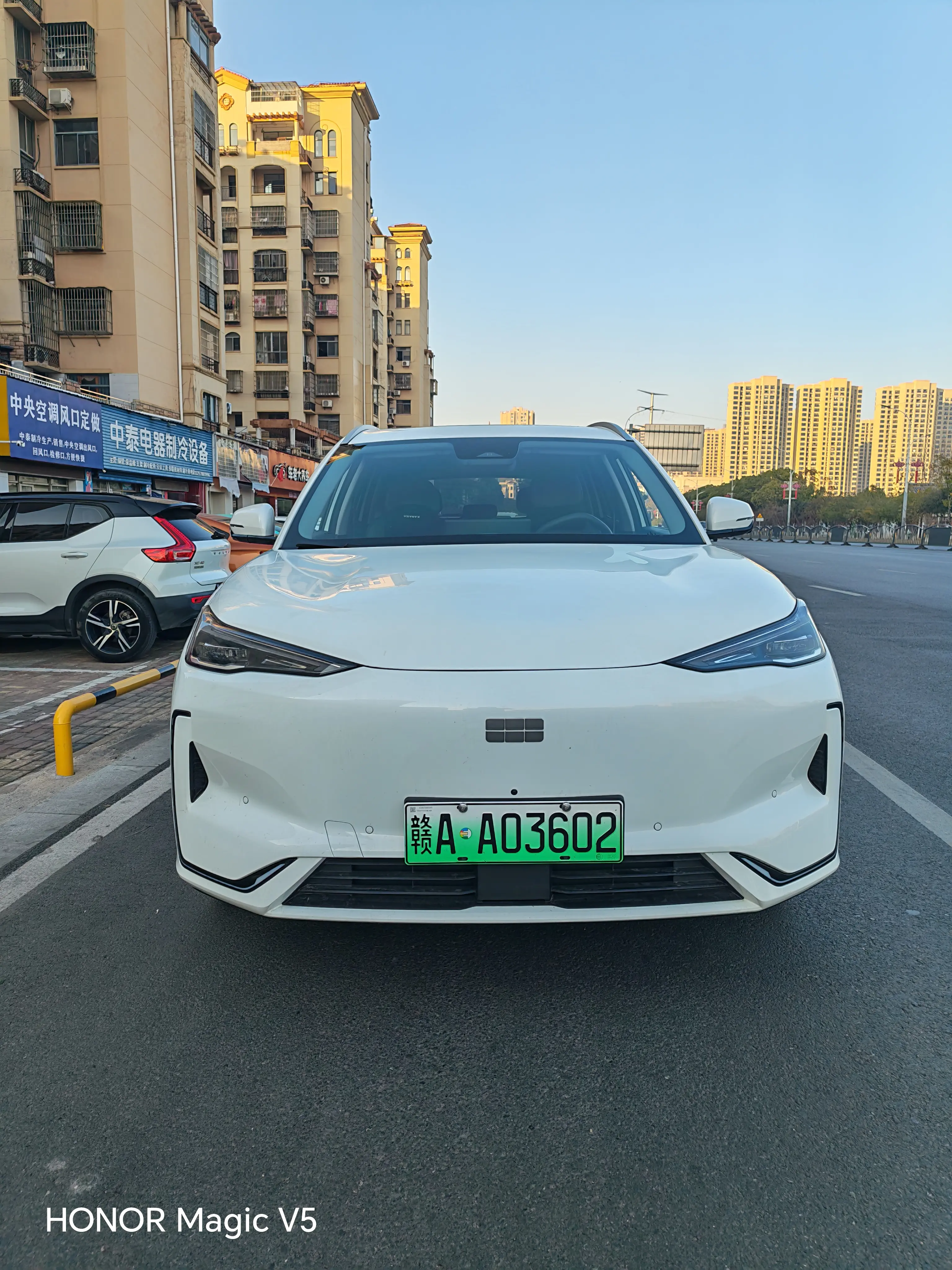 Geely Galaxy E5  из Китая