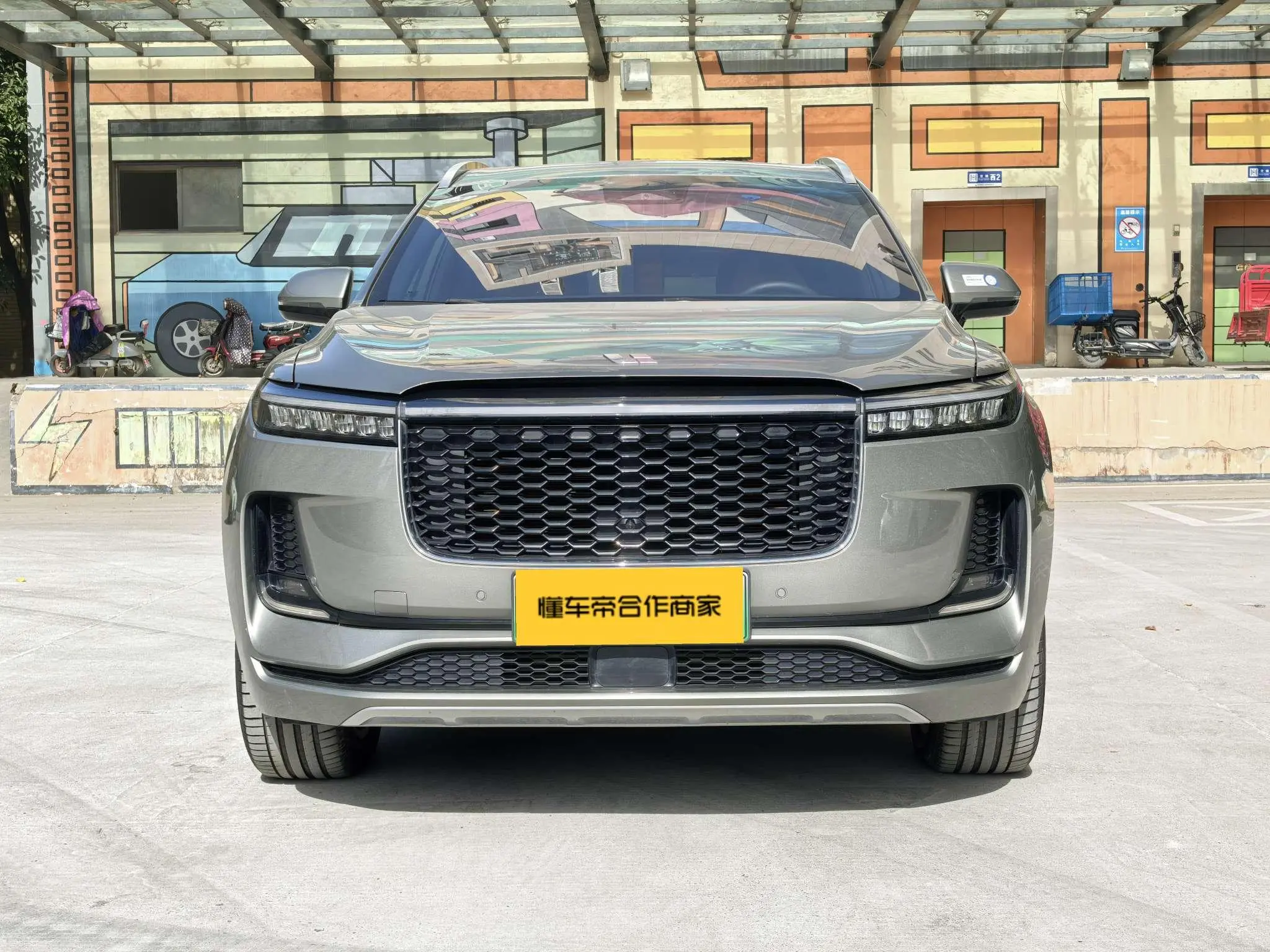 Li ONE (Ideal ONE)  из Китая