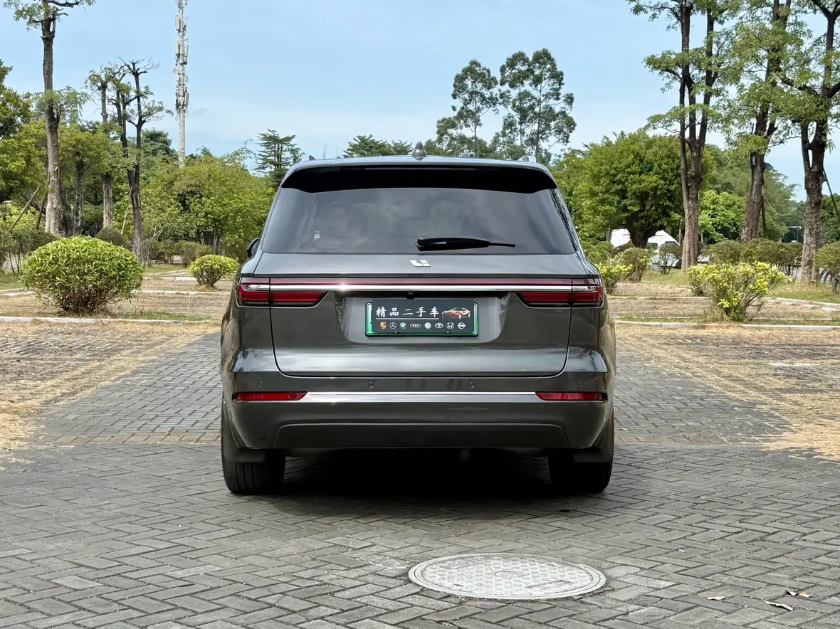 Li ONE (Ideal ONE)  из Китая