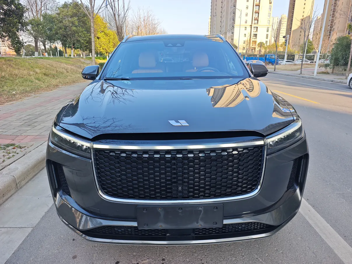 Li ONE (Ideal ONE)  из Китая