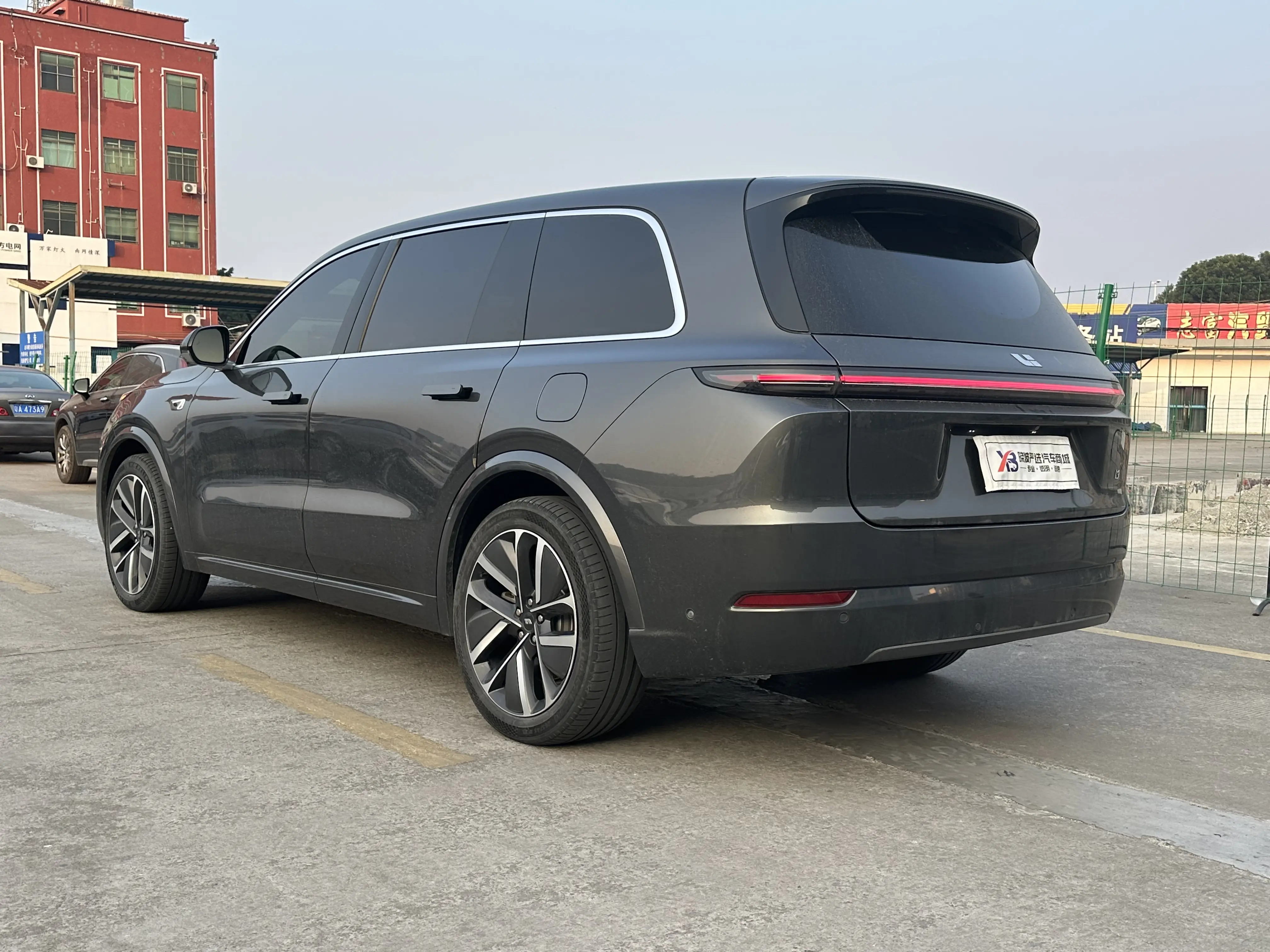 Li L9 (Ideal L9)  из Китая