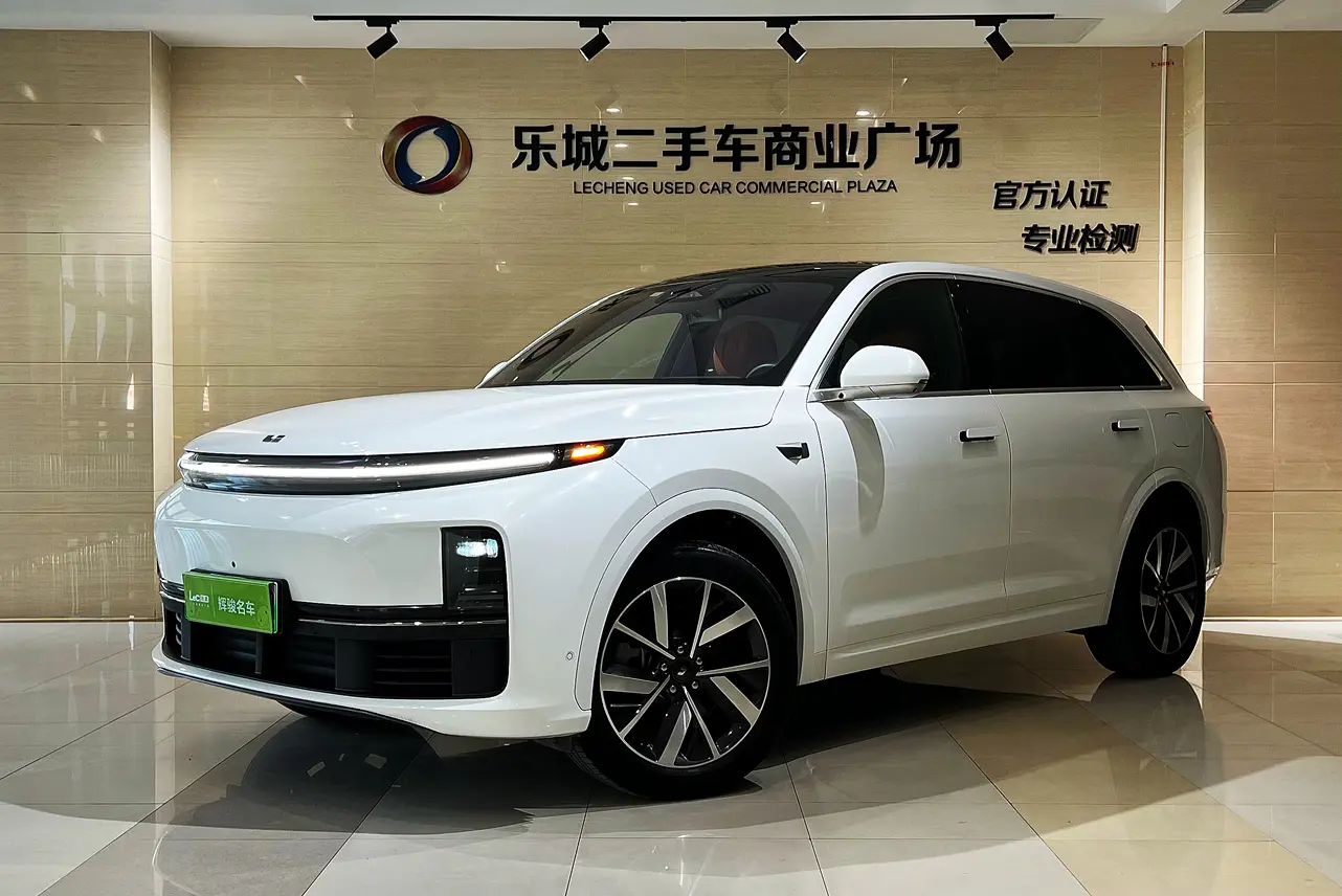 Li L7 (Ideal L7)  из Китая