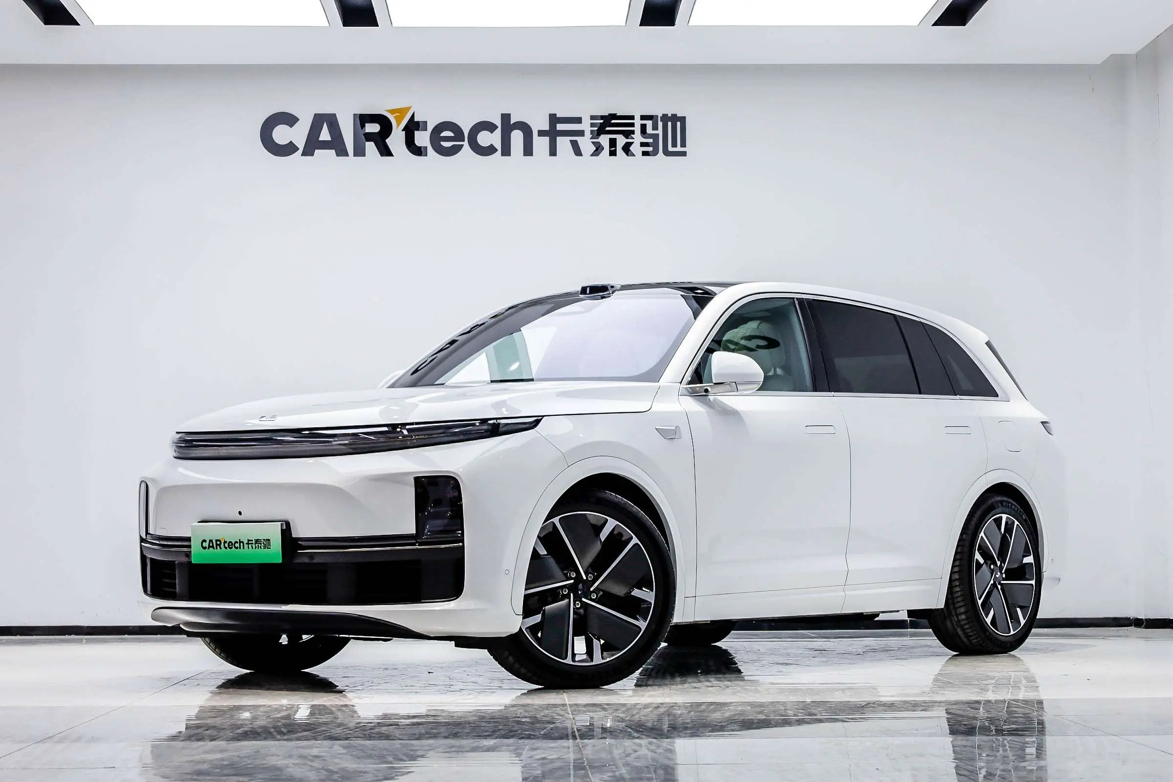 Li L7 (Ideal L7)  из Китая