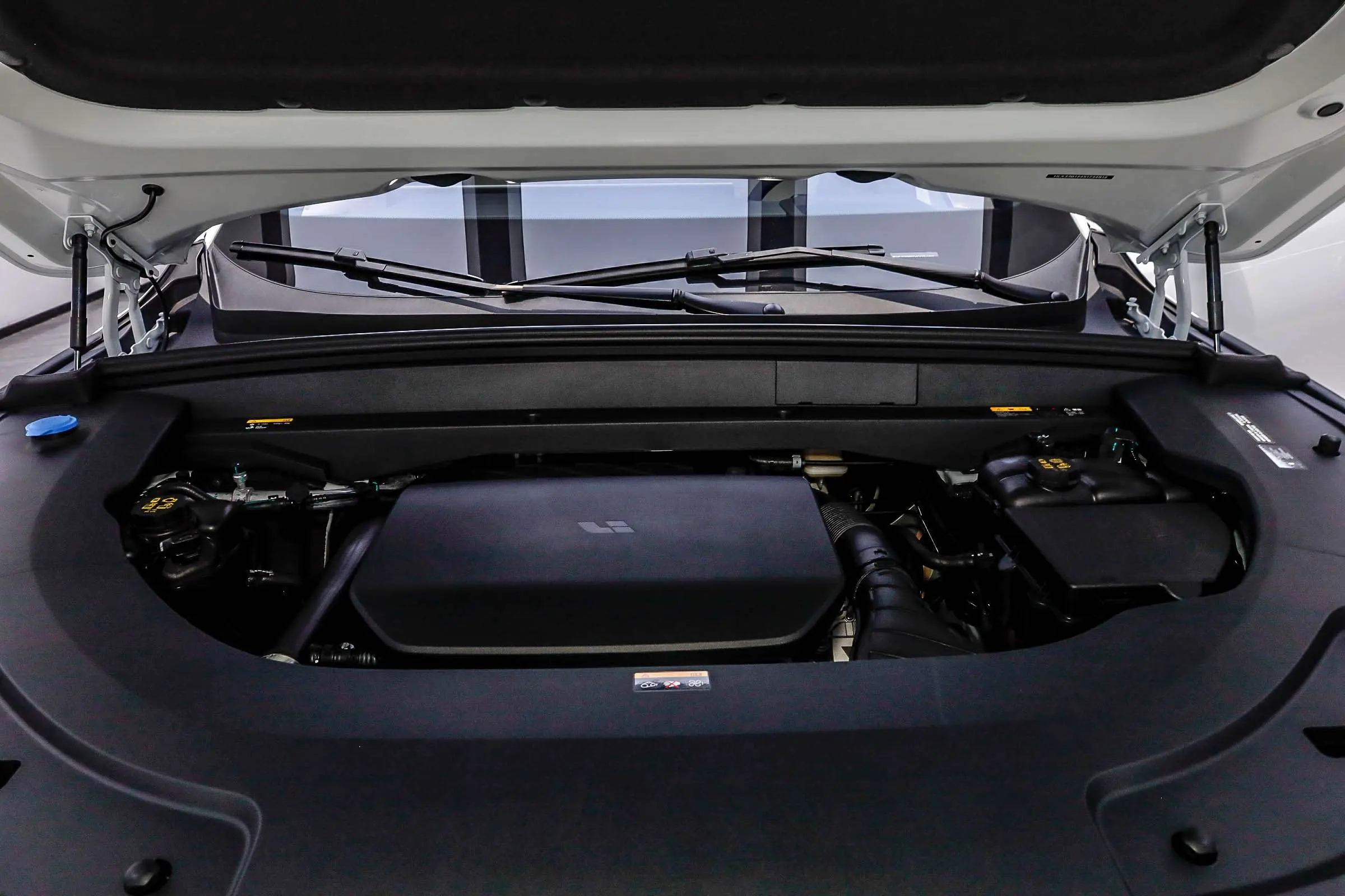 Li L7 (Ideal L7)  из Китая