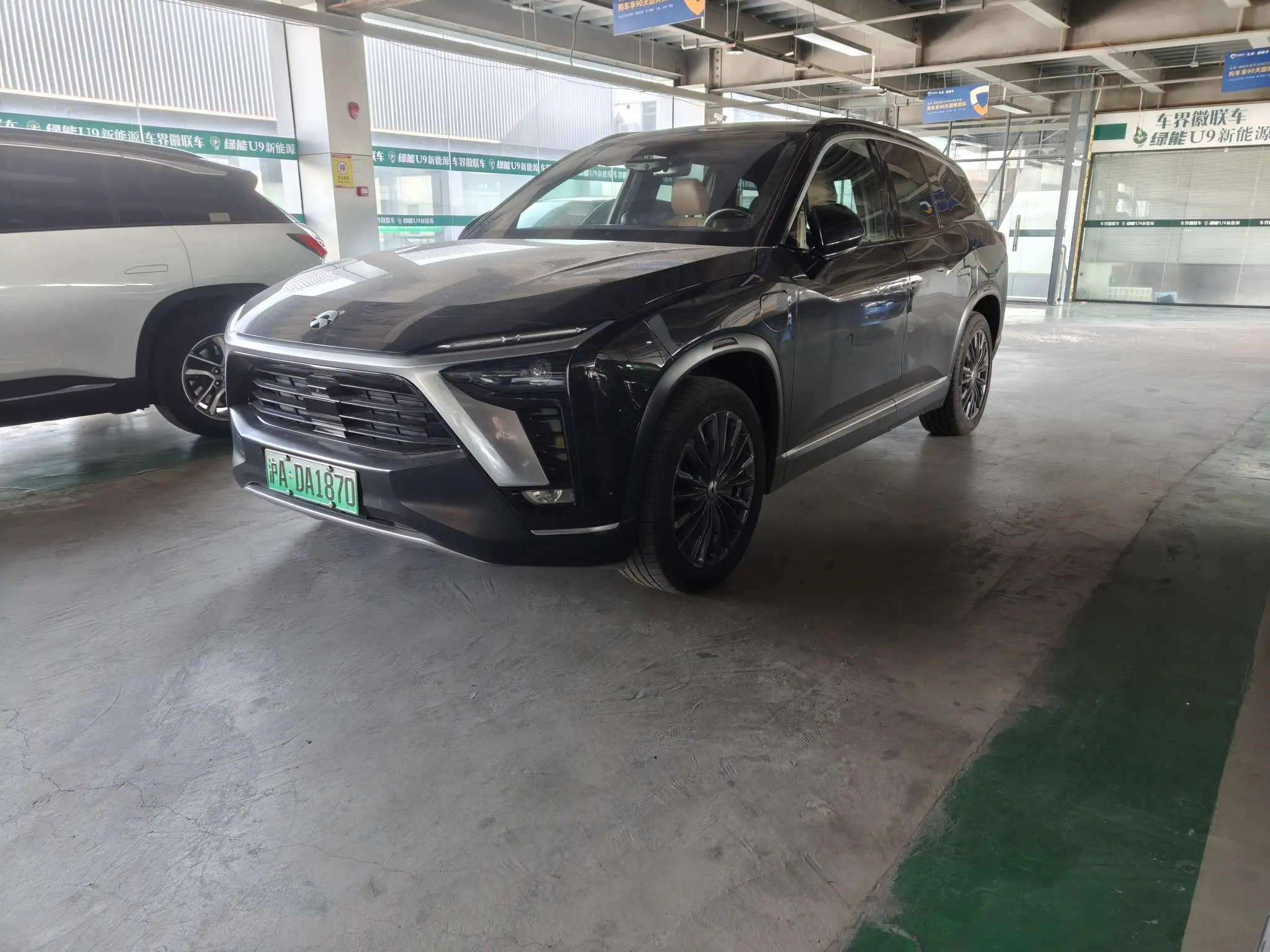 NIO ES8  из Китая