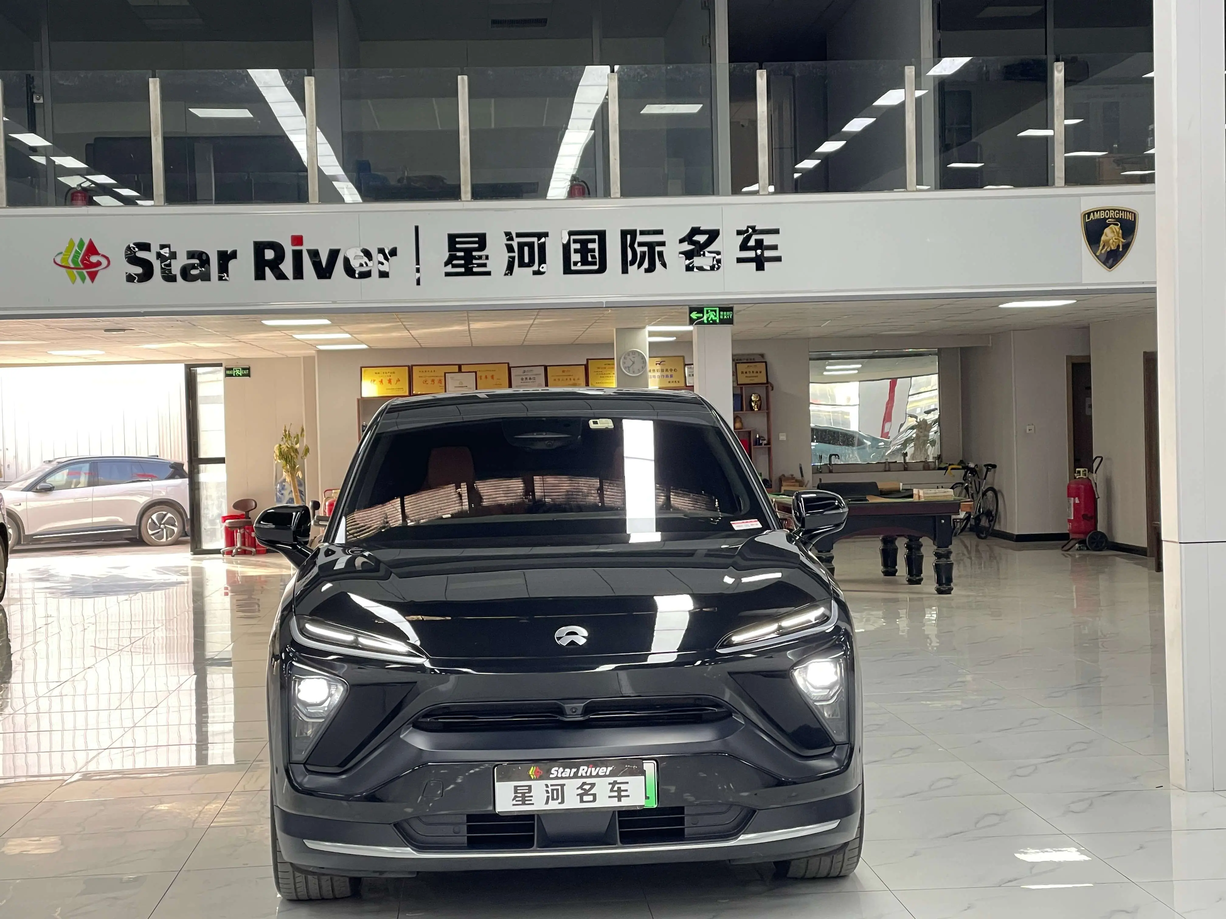 NIO EC6  из Китая