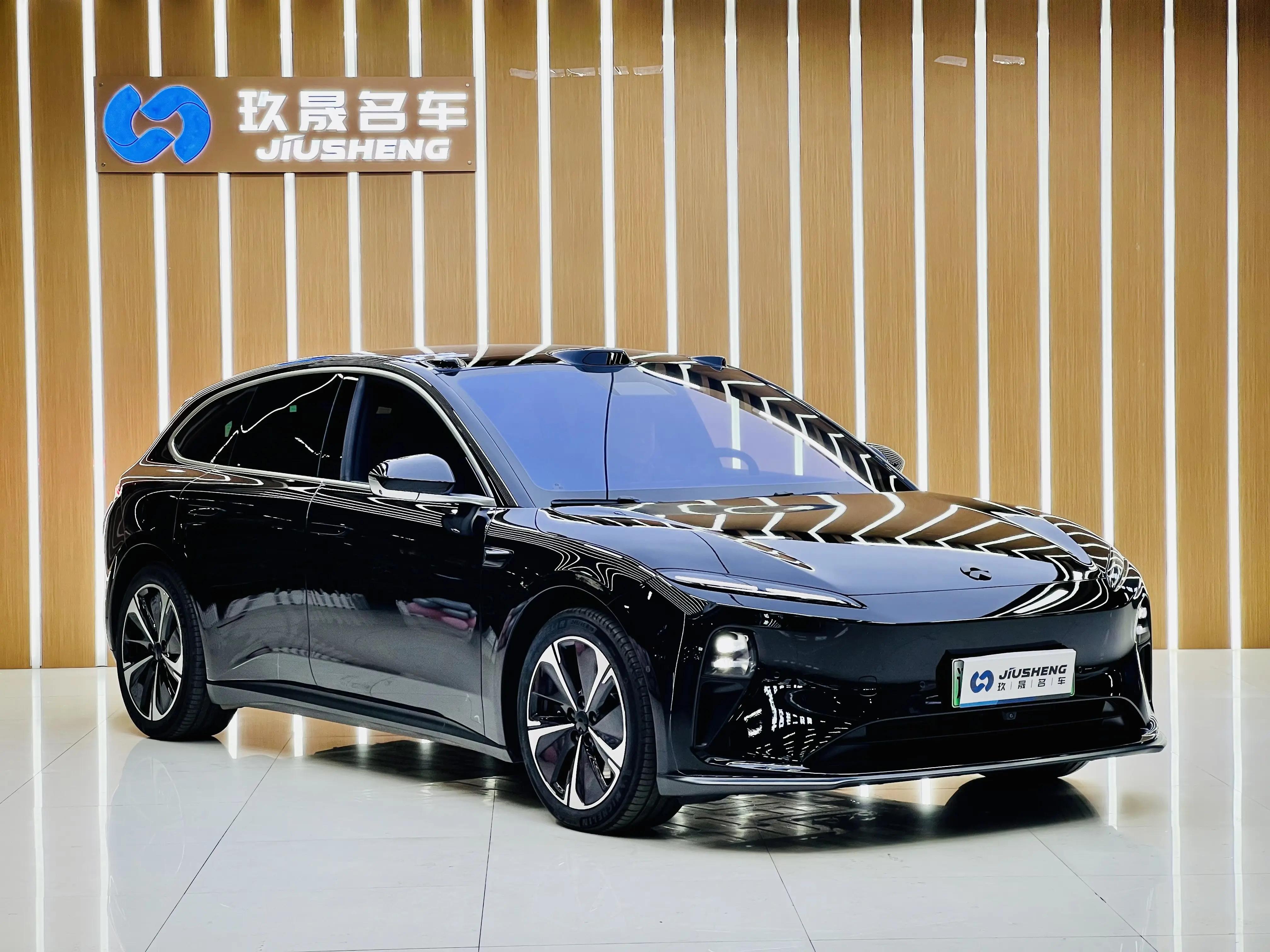 NIO ET5T  из Китая