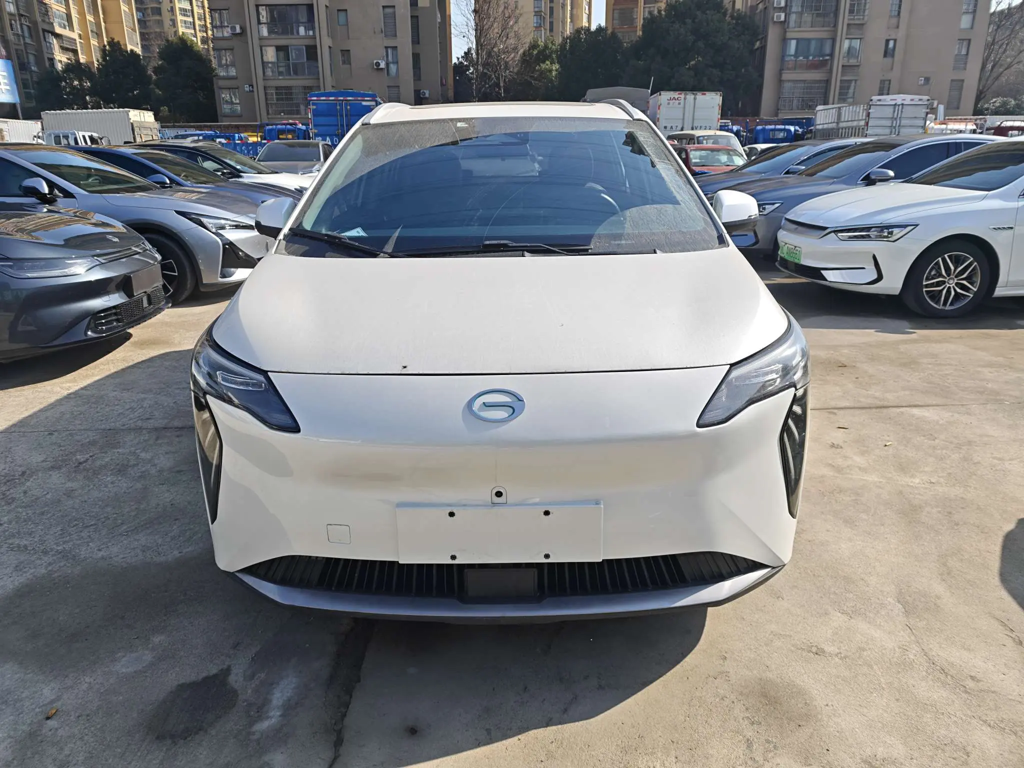 AION Y  из Китая