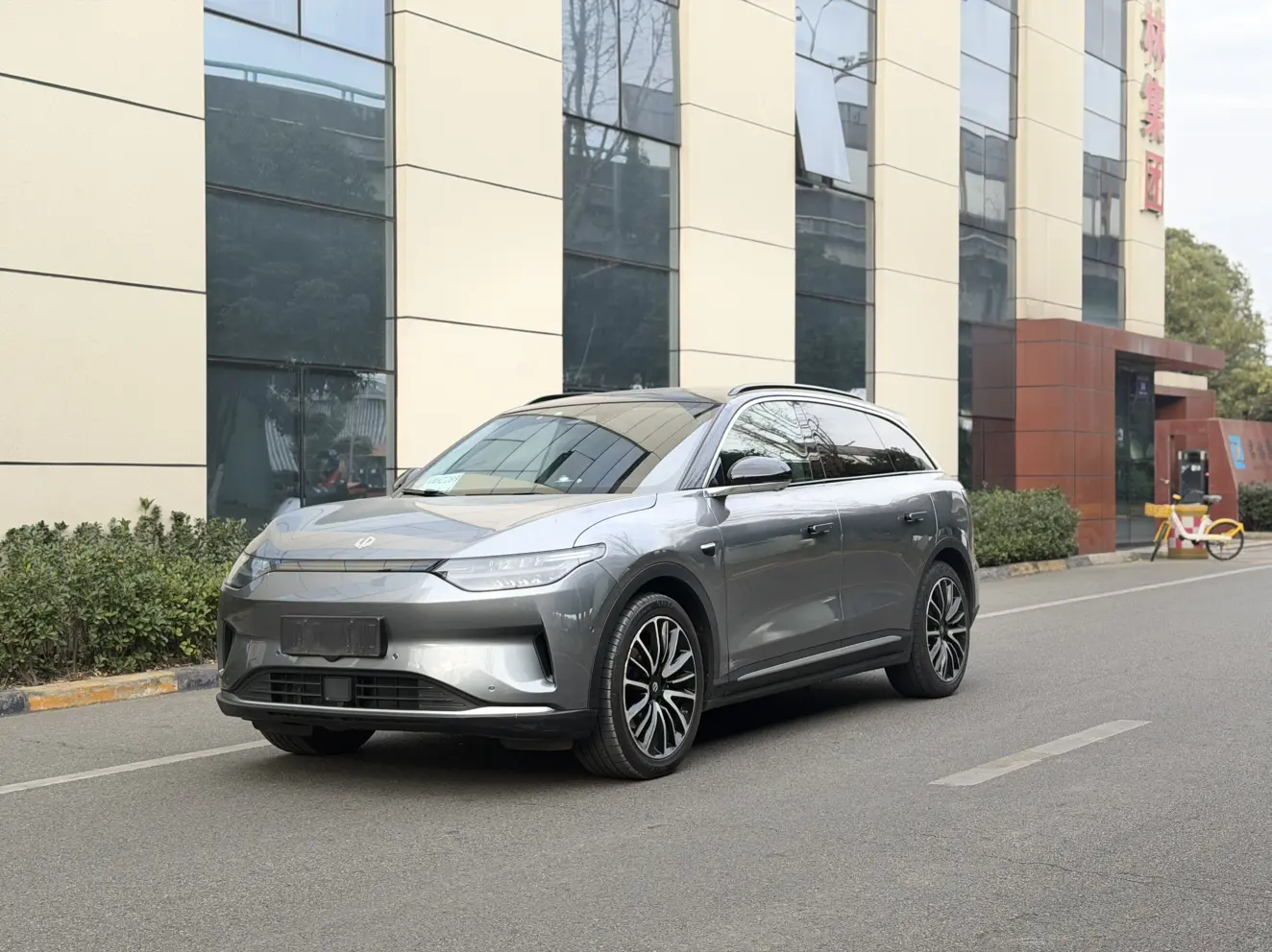 Leapmotor Zero running C11  из Китая