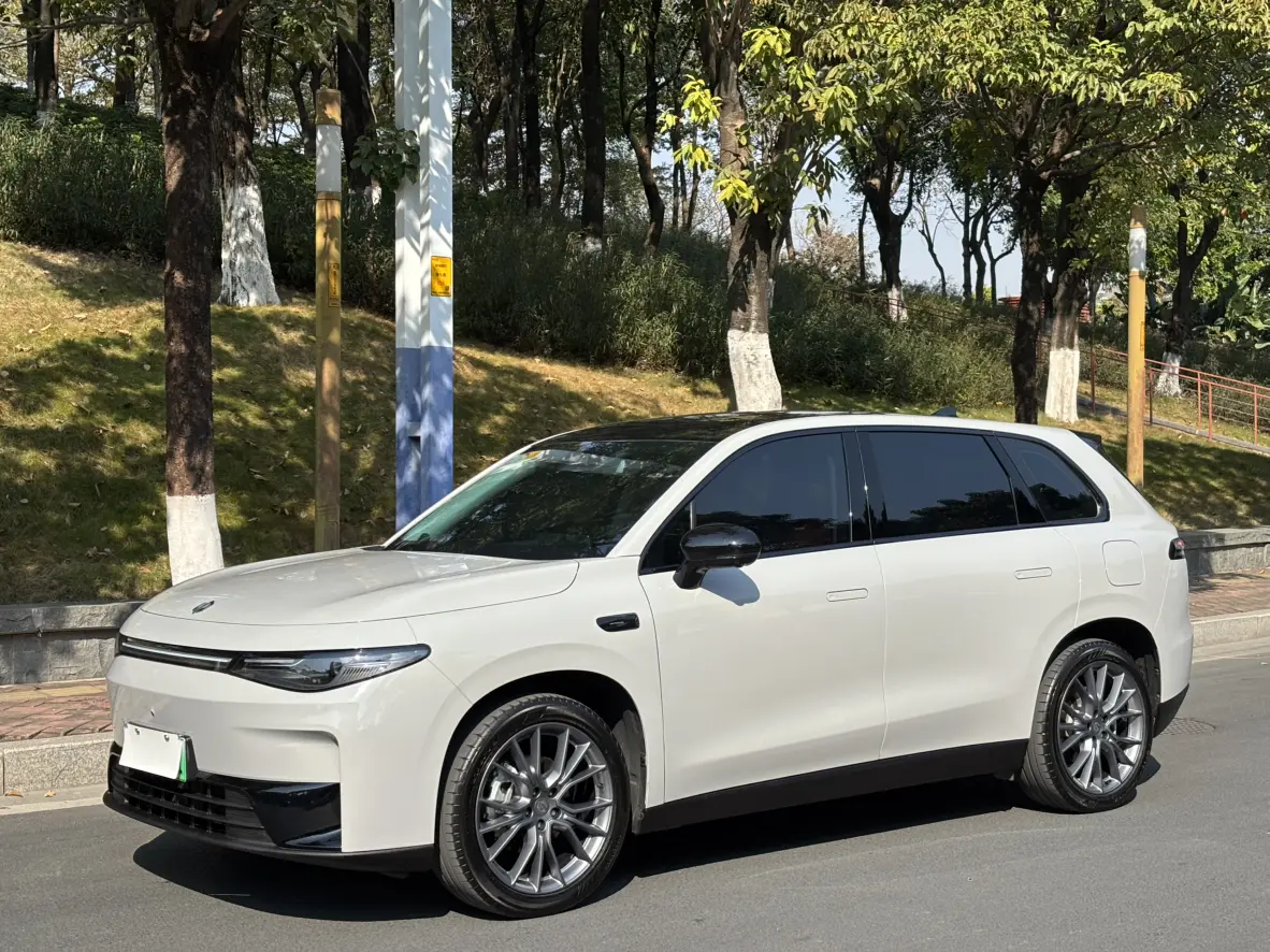 Leapmotor Zero running C10  из Китая