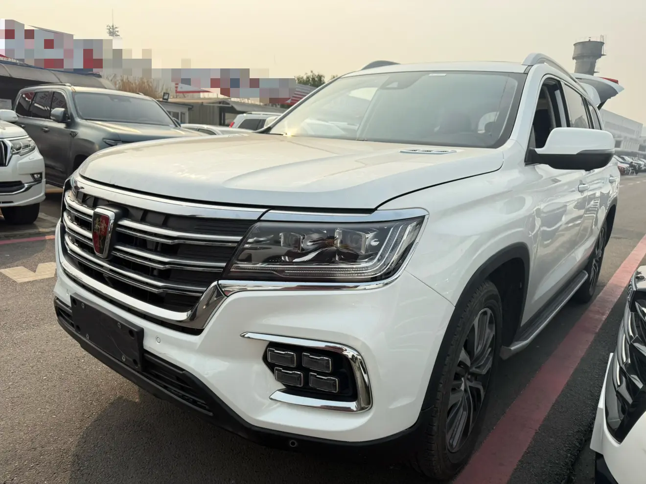 Roewe RX8  из Китая